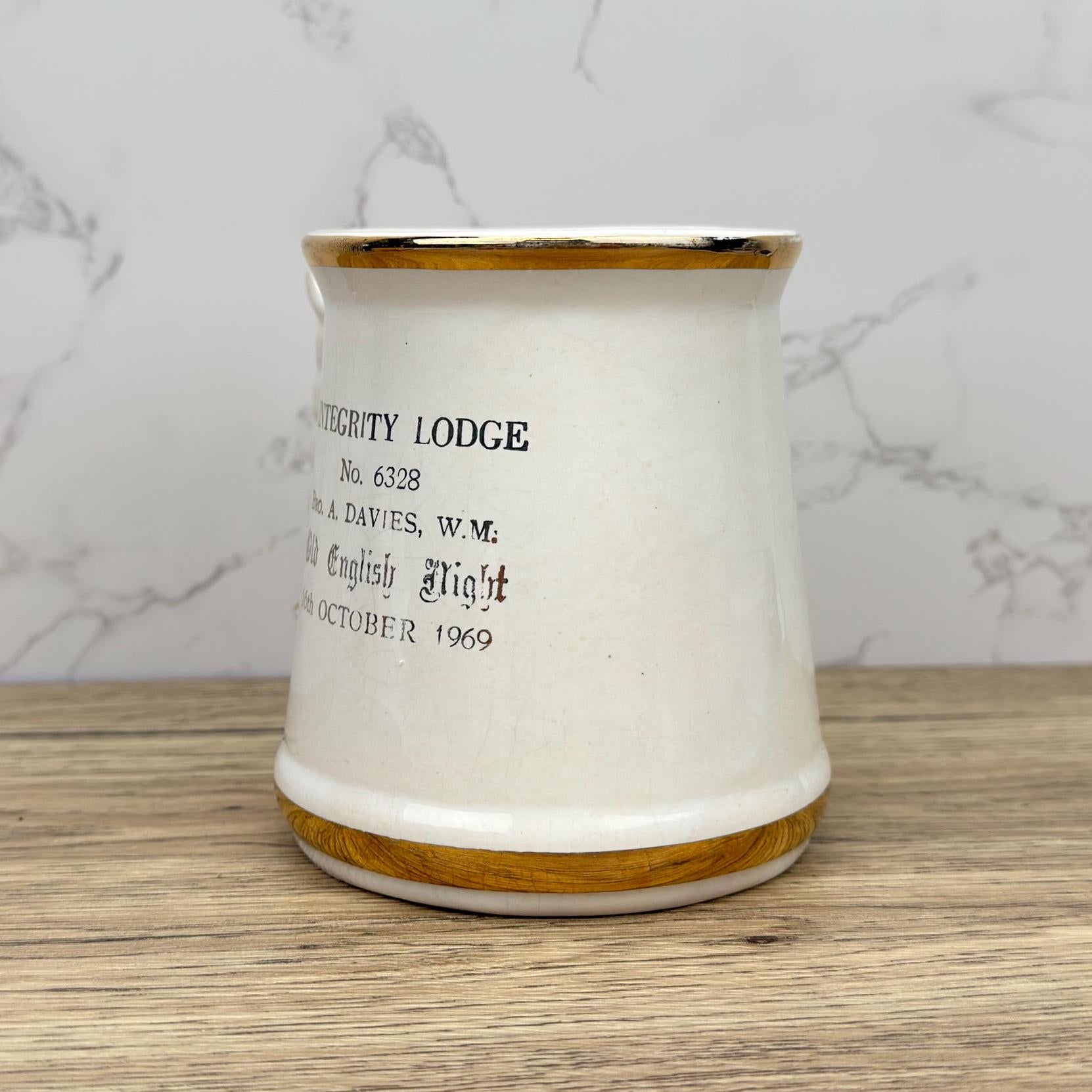 Vintage Prince William Ceramic Tankard, 22 Carat Gold Hunting Scene