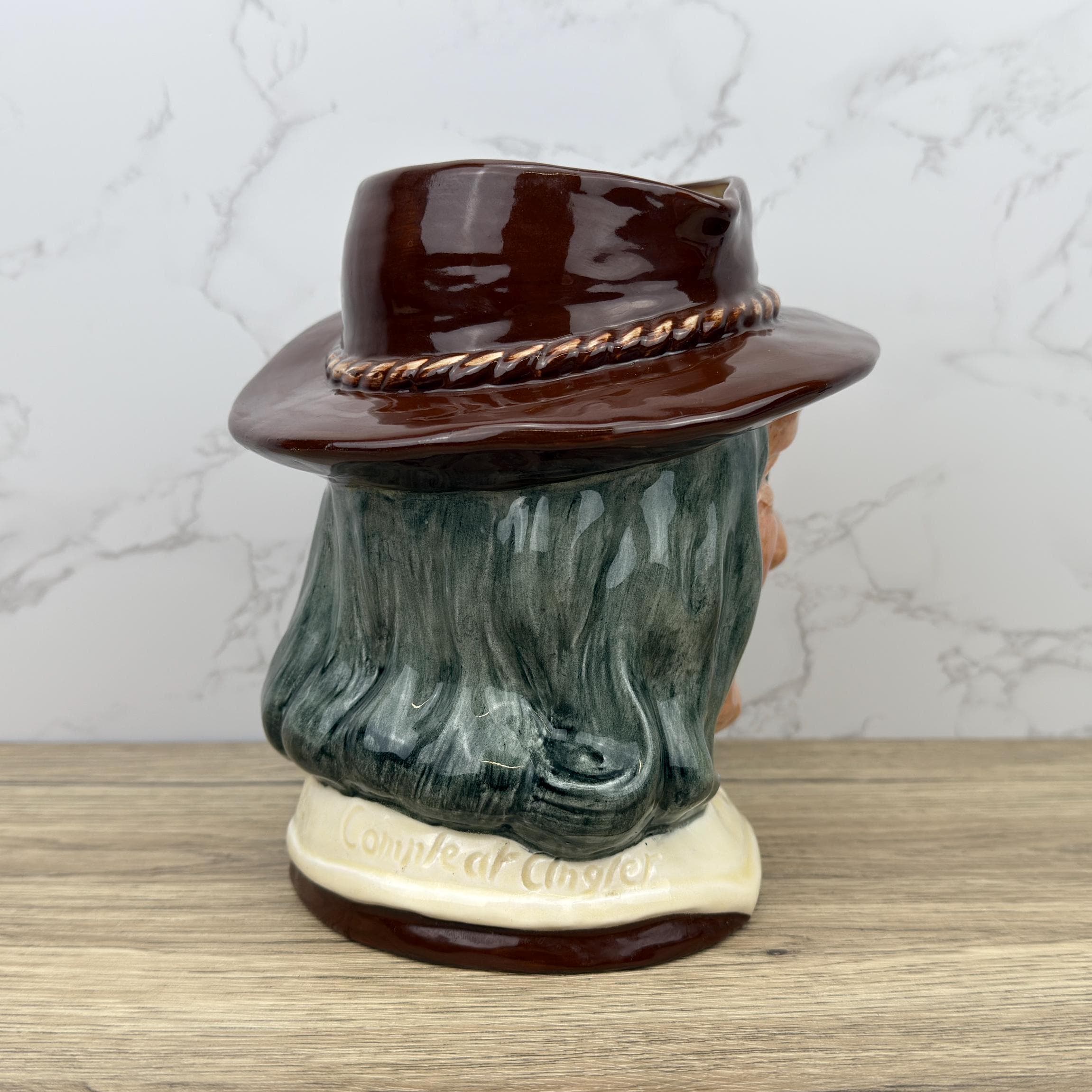 Royal Doulton Izaak Walton Toby Jug, D6604, Compleat Angler, Barware