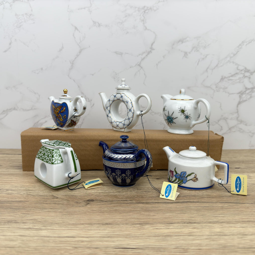 Porcelain Art Miniature Teapot, Home Kitchen Decor