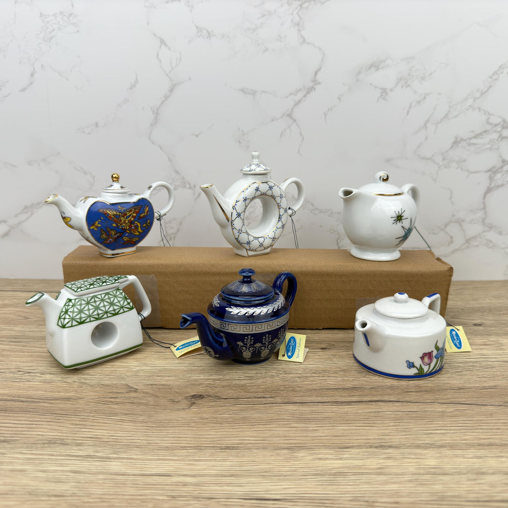 Porcelain Art Miniature Teapot, Home Kitchen Decor