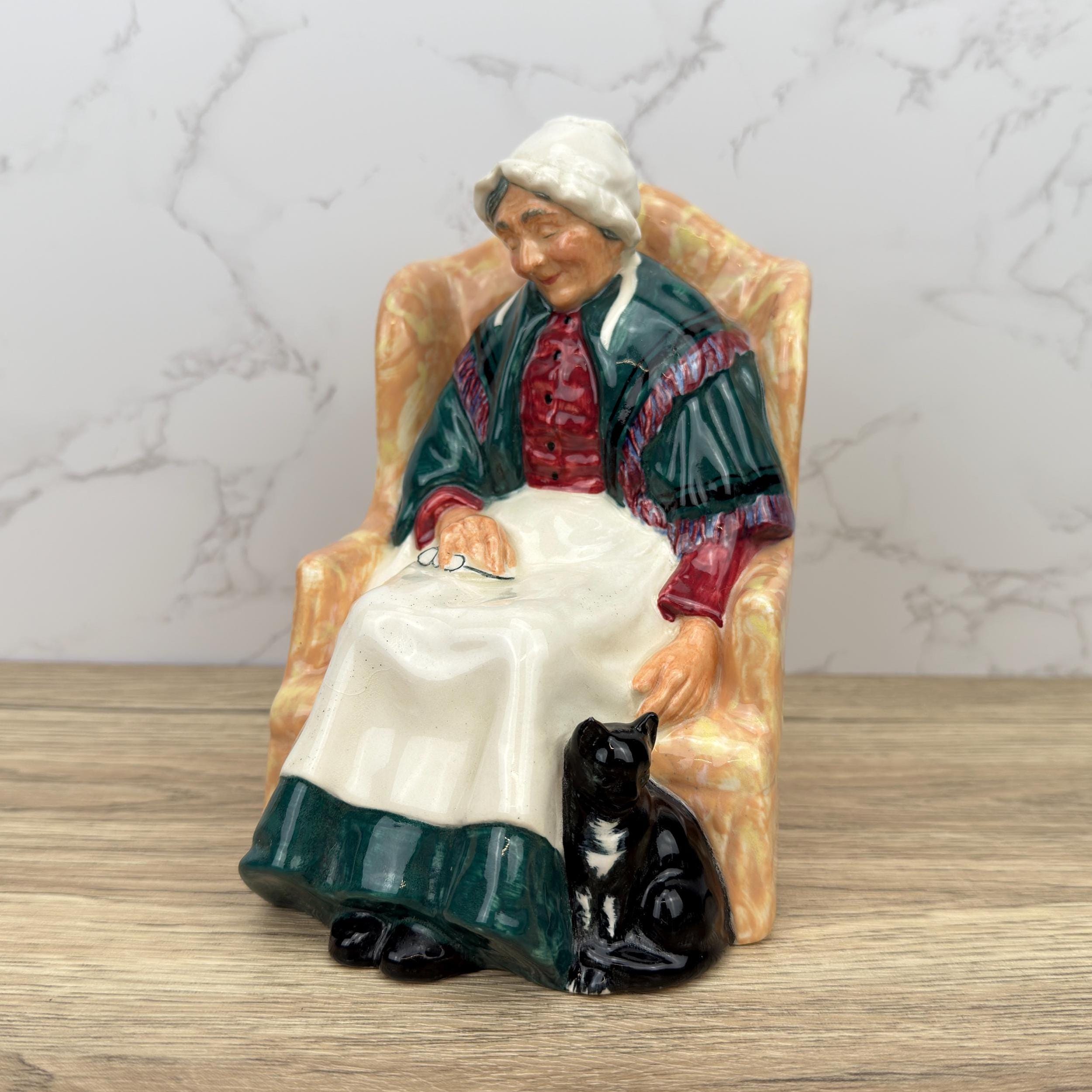 Vintage Royal Doulton Figurine, Forty Winks HN1974, Fine Bone China Grandma