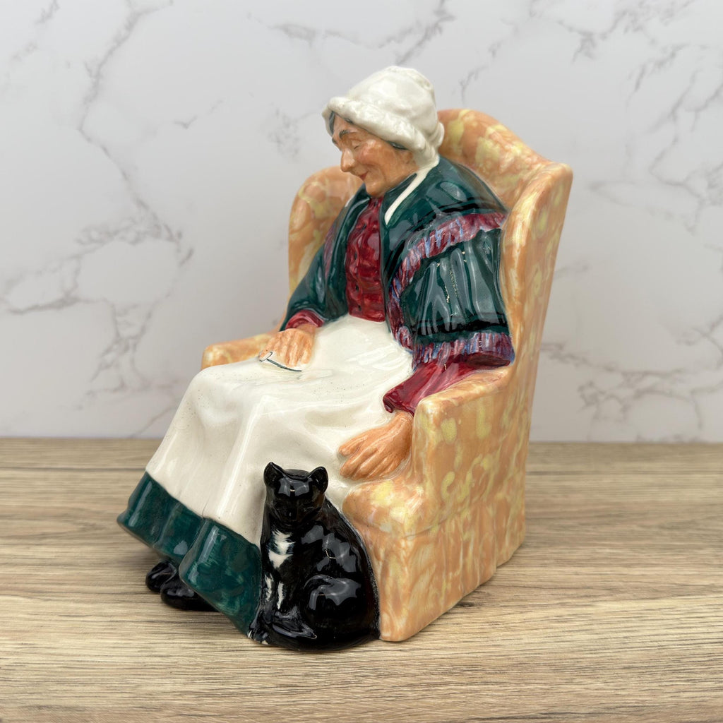 Vintage Royal Doulton Figurine, Forty Winks HN1974, Fine Bone China Grandma