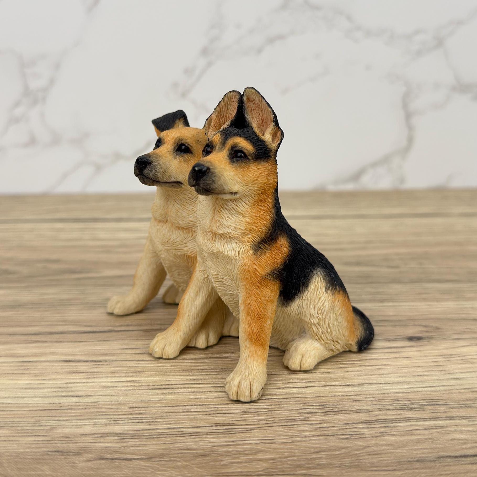 Sherratt and Simpson Resin Alsatian German Shepherd Figurine Collectible