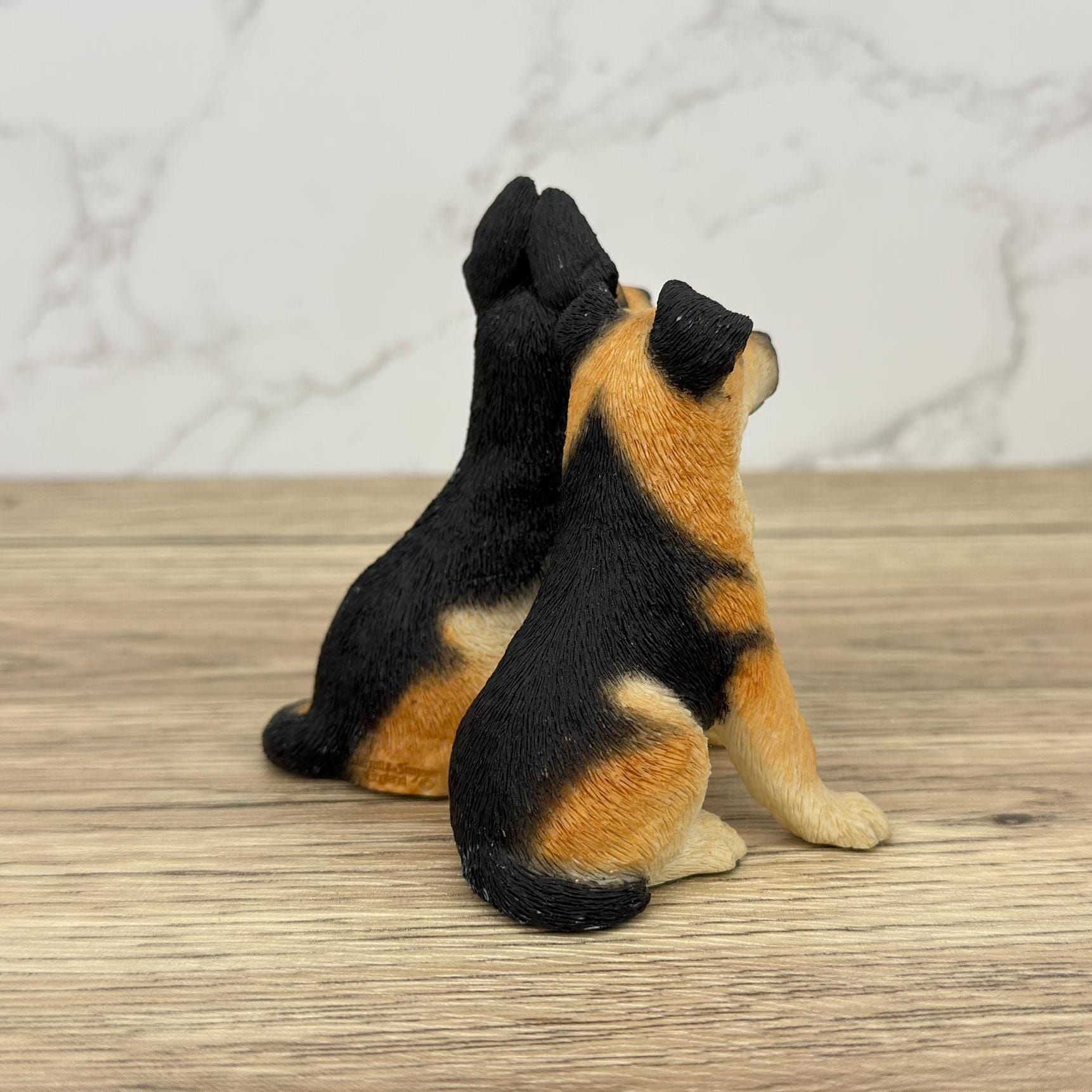 Sherratt and Simpson Resin Alsatian German Shepherd Figurine Collectible