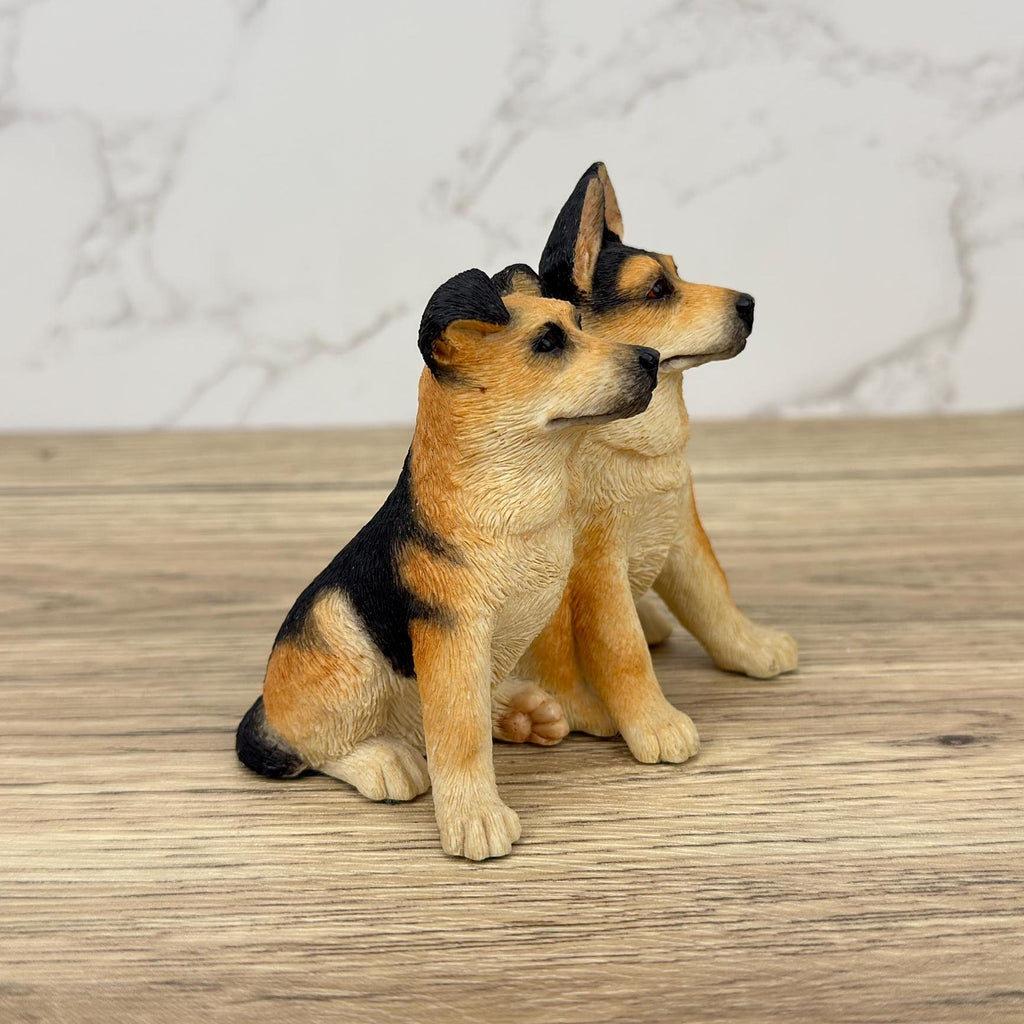 Sherratt and Simpson Resin Alsatian German Shepherd Figurine Collectible
