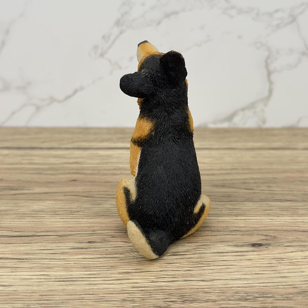 Vintage Sherratt and Simpson German Shepherd Figurine, Resin Dog Collectible