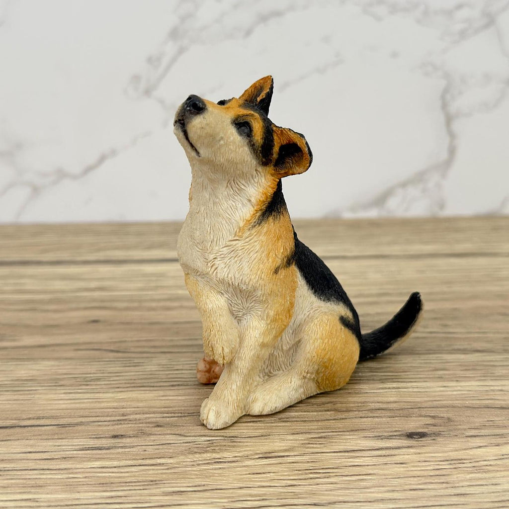 Vintage Sherratt and Simpson German Shepherd Figurine, Resin Dog Collectible
