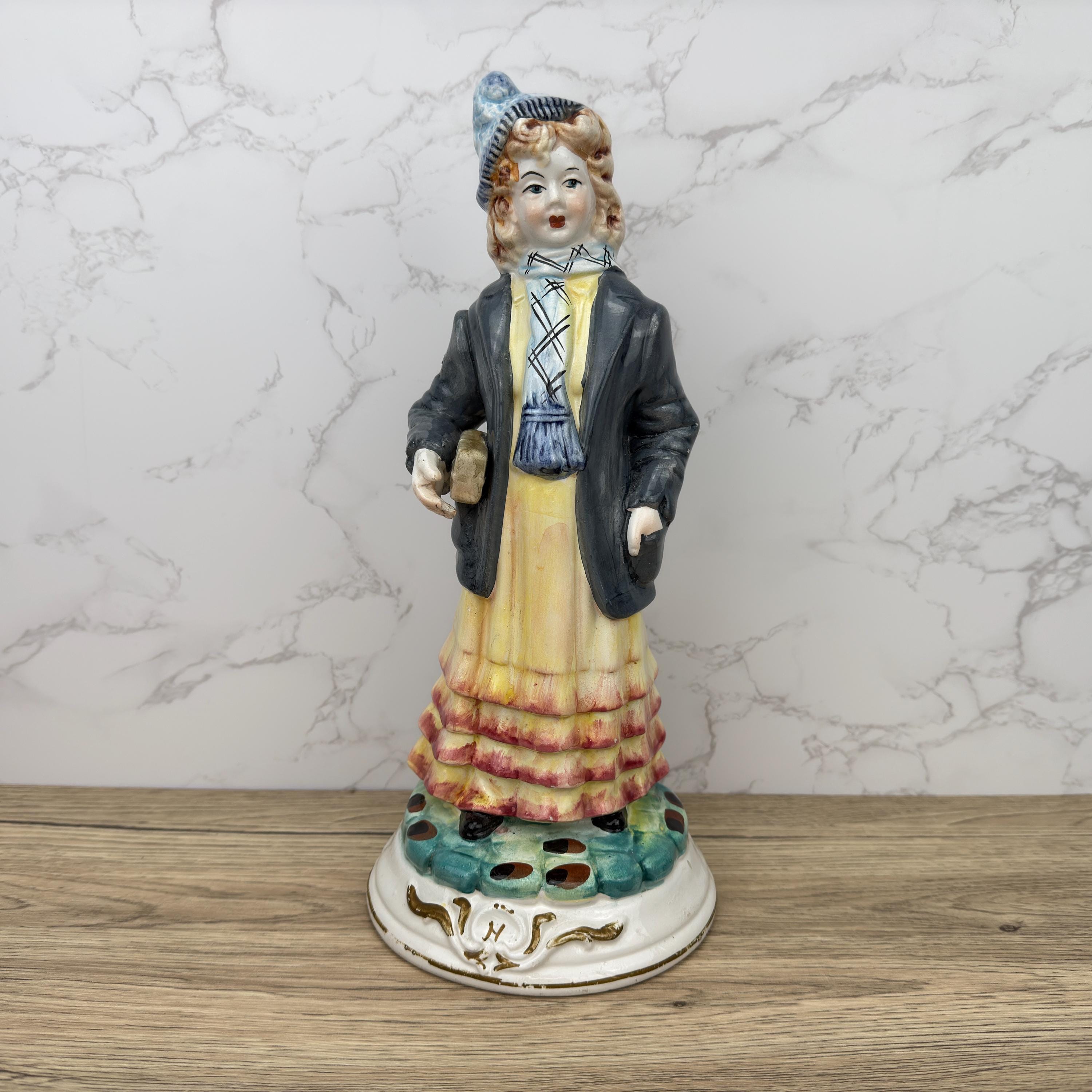 Vintage Capodimonte Figurines, Porcelain Boy and Girl, Italian Home Decor