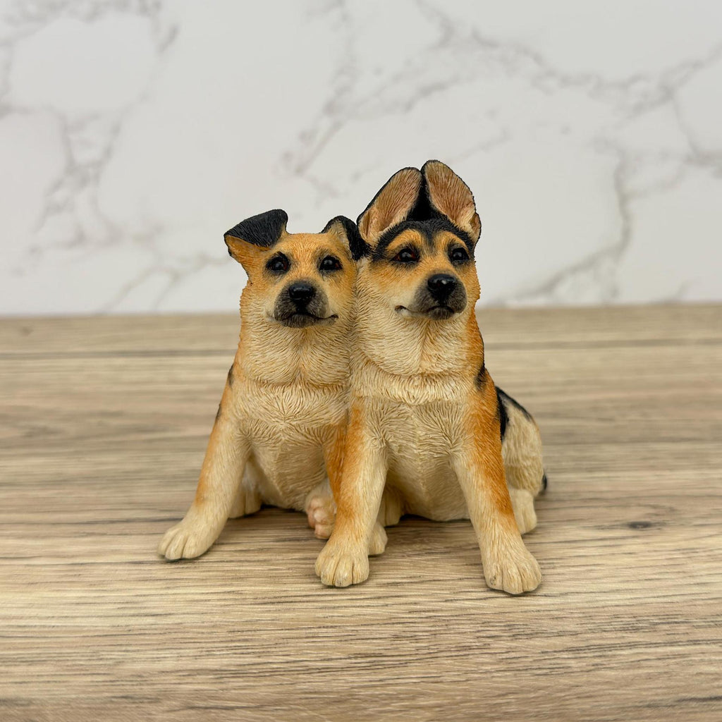 Sherratt and Simpson Resin Alsatian German Shepherd Figurine Collectible