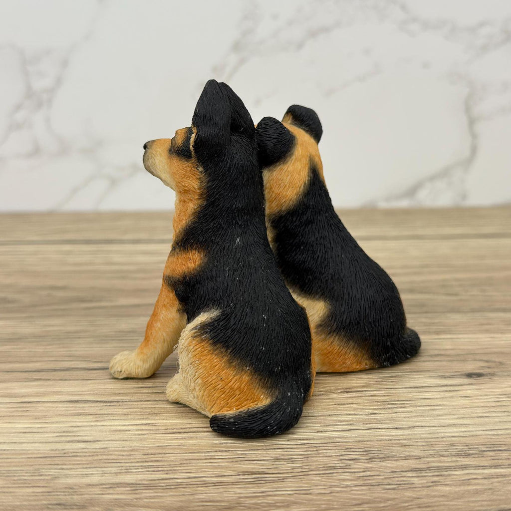 Sherratt and Simpson Resin Alsatian German Shepherd Figurine Collectible