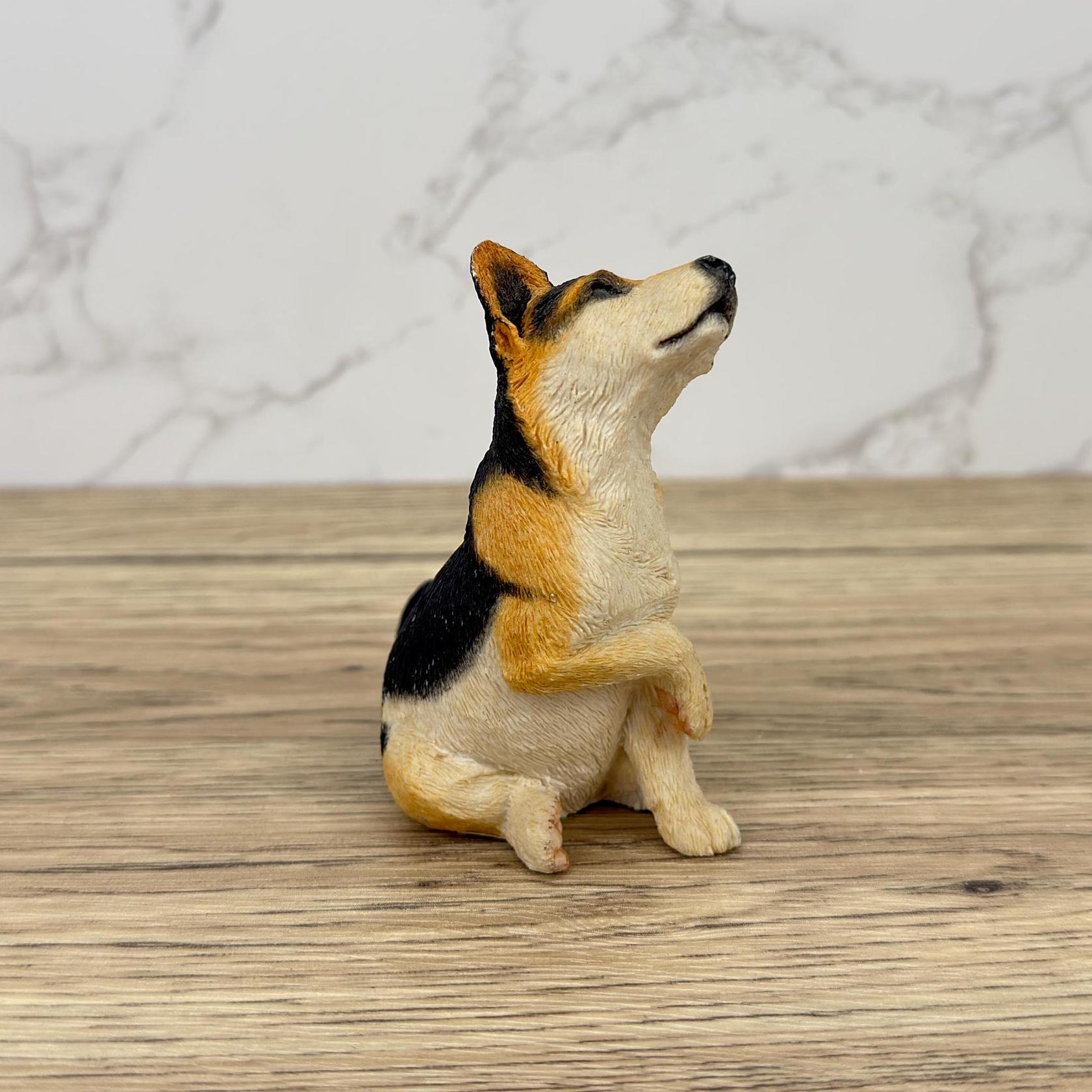Vintage Sherratt and Simpson German Shepherd Figurine, Resin Dog Collectible