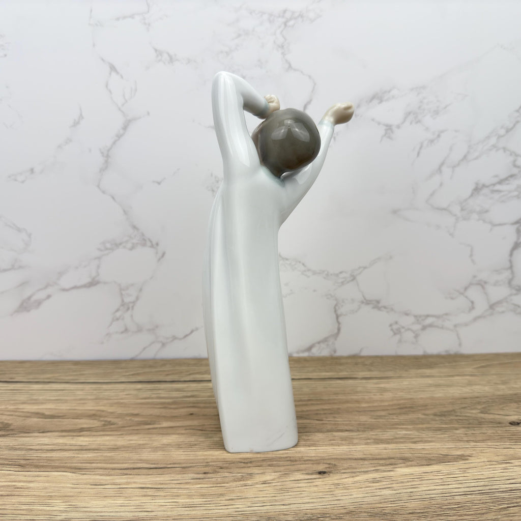Vintage Lladro Boy Awaking Porcelain Figurine 4870, Collectible Spain