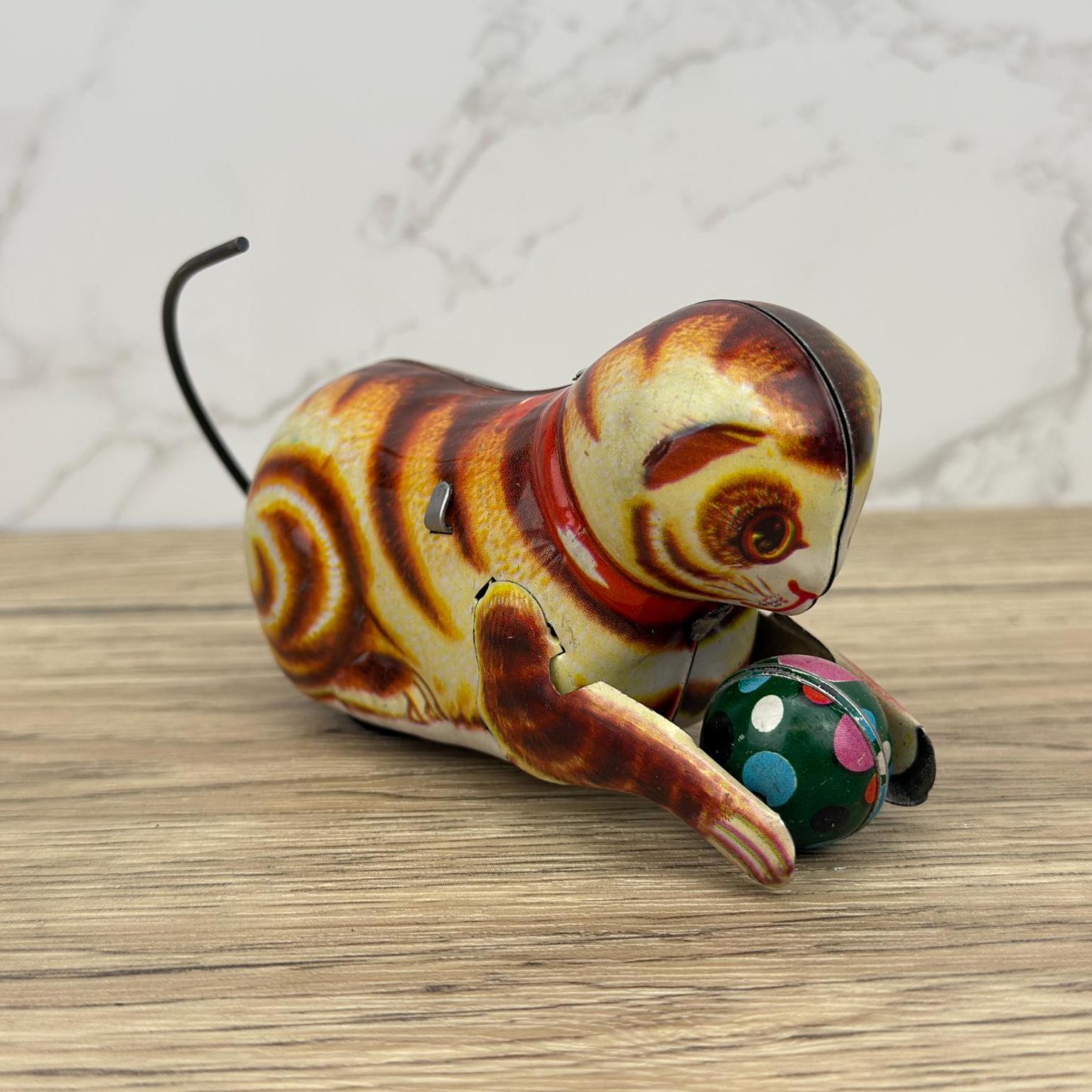 Vintage Litho Wind Up Cat Toy, Tinplate Kitten, Rolling Ball (AS-IS)