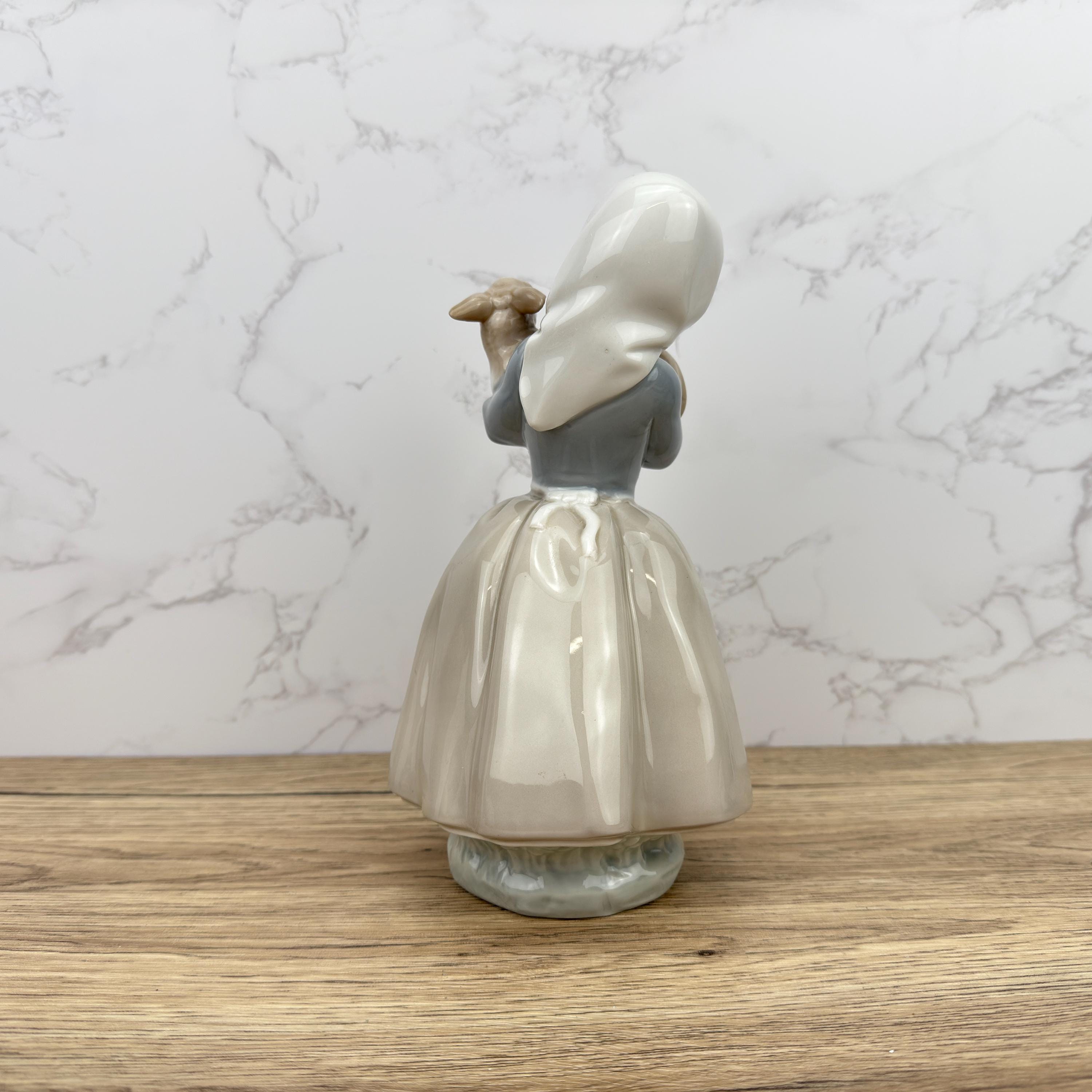 Vintage Nao by Lladro Porcelain Figurine – Girl with Lamb, Made in Spain