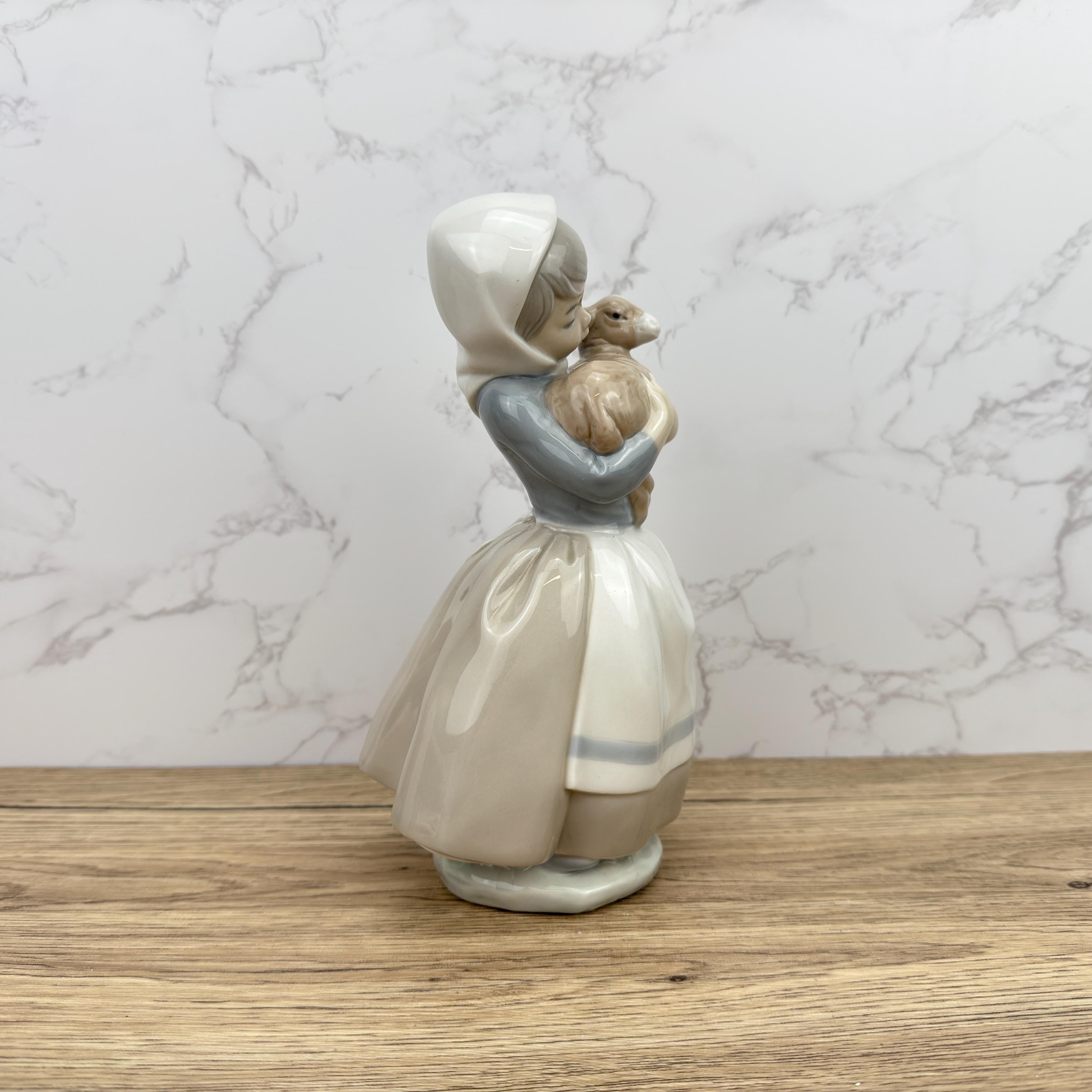 Vintage Nao by Lladro Porcelain Figurine – Girl with Lamb, Made in Spain
