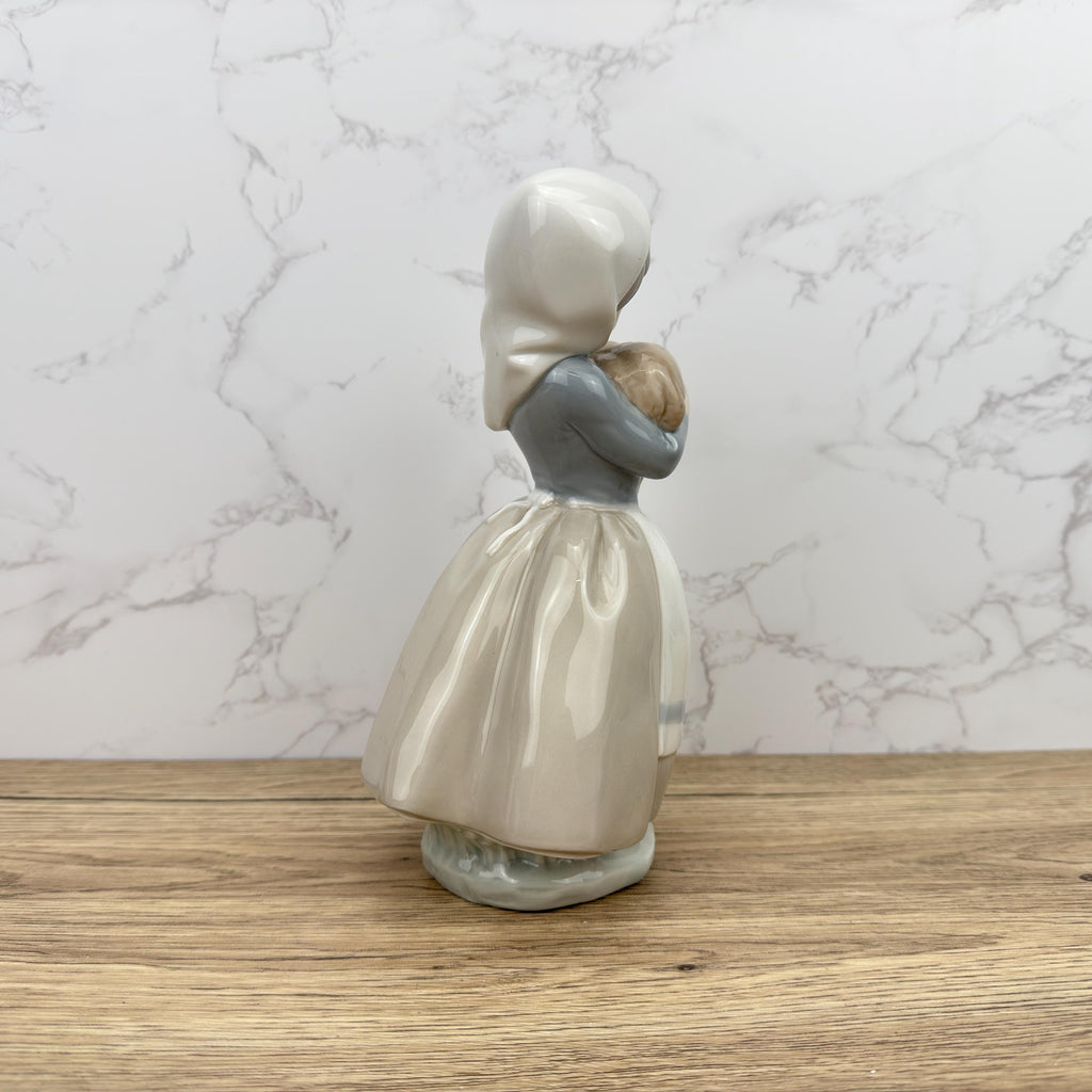 Vintage Nao by Lladro Porcelain Figurine – Girl with Lamb, Made in Spain