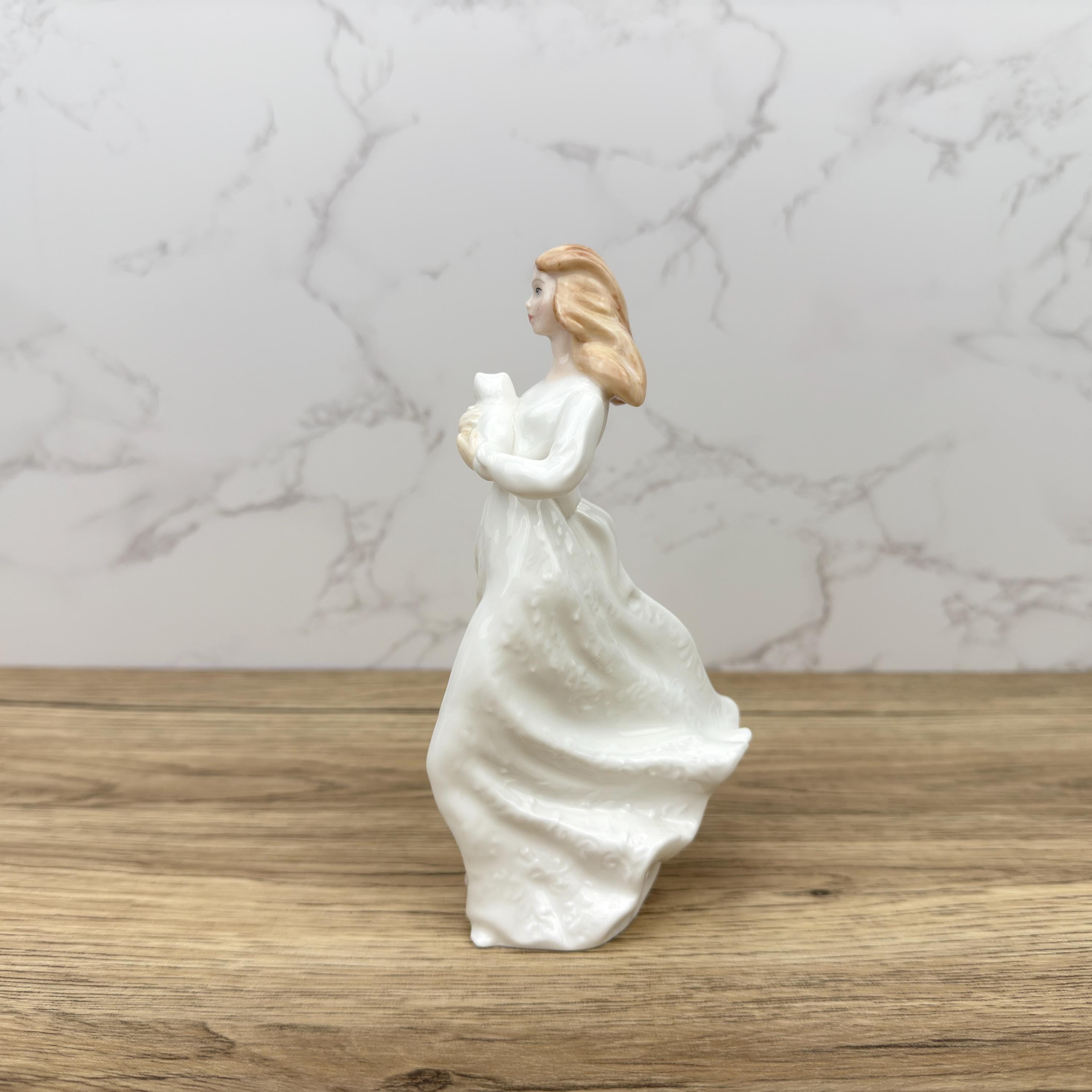 Royal Doulton Porcelain Figurine, Pretty Lady, HN3389, 1991