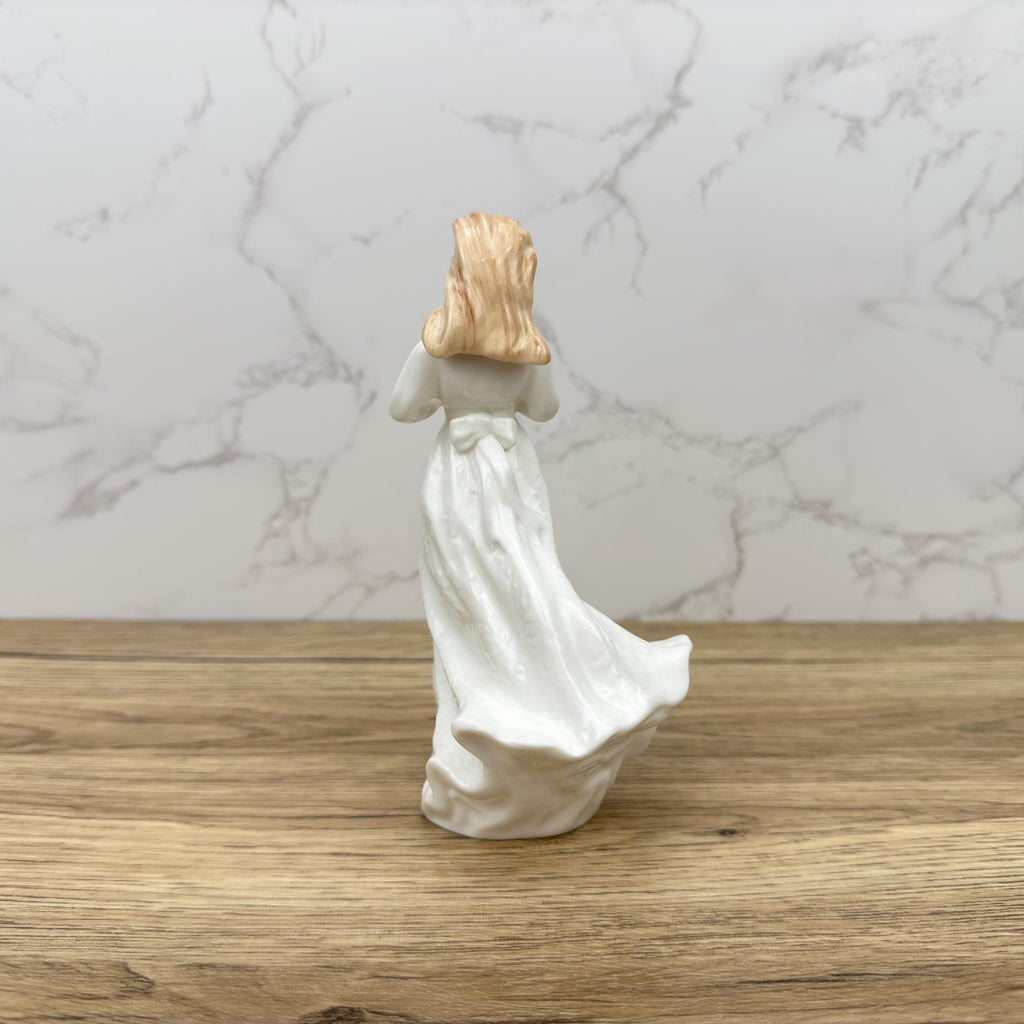 Royal Doulton Porcelain Figurine, Pretty Lady, HN3389, 1991