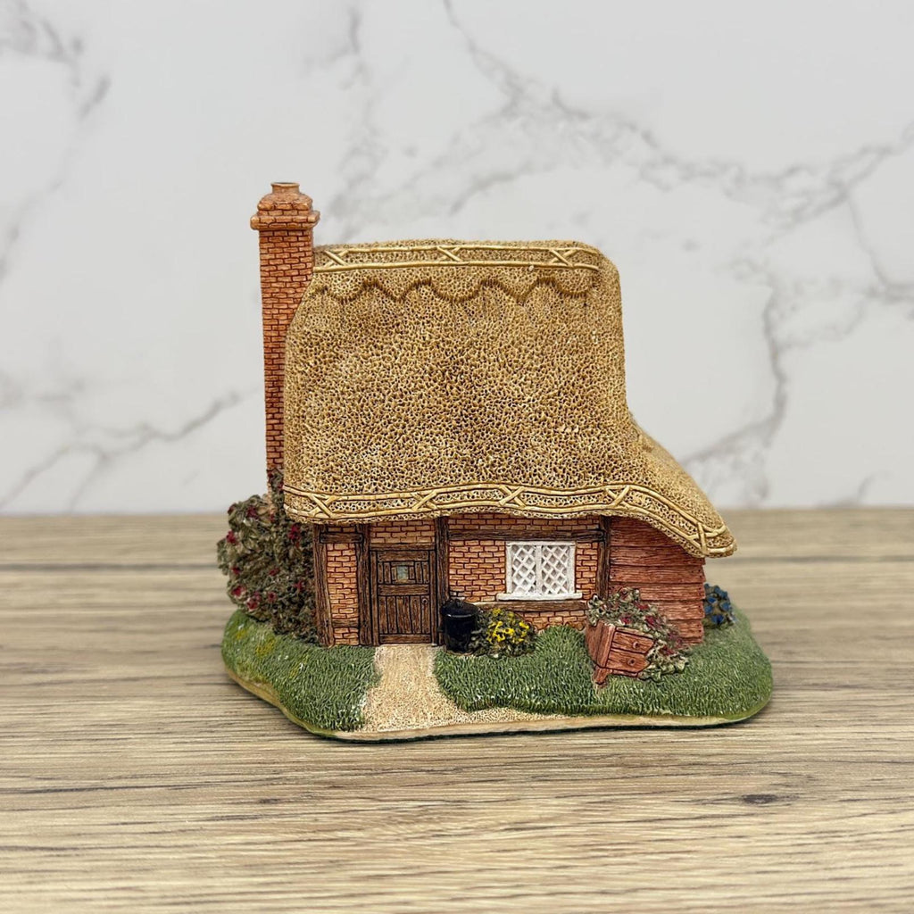 Vintage Lilliput Lane Reading Cottage Figurine, Handmade English Decor