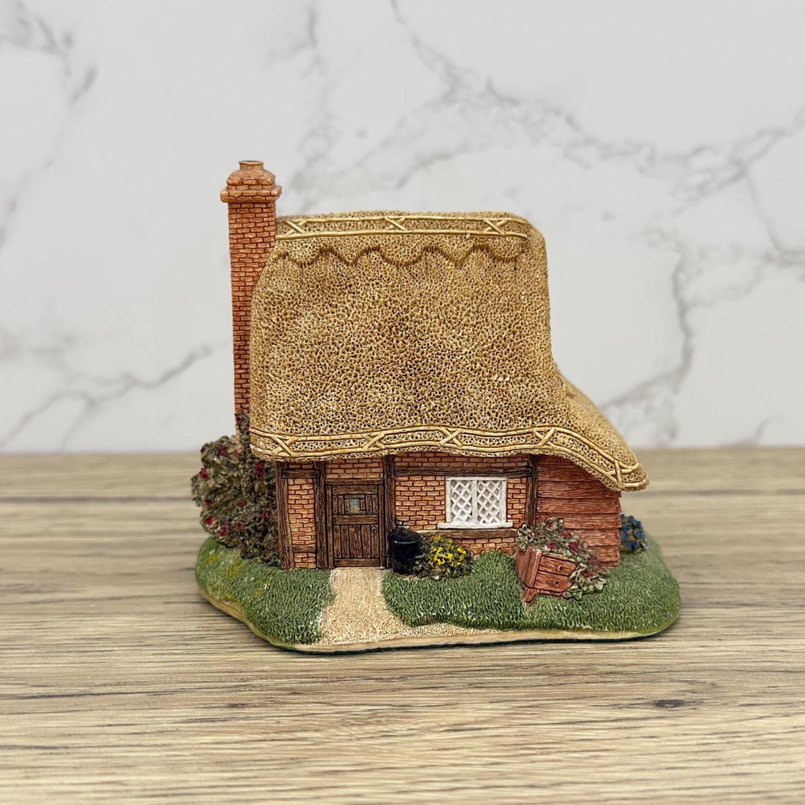 Vintage Lilliput Lane Reading Cottage Figurine, Handmade English Decor