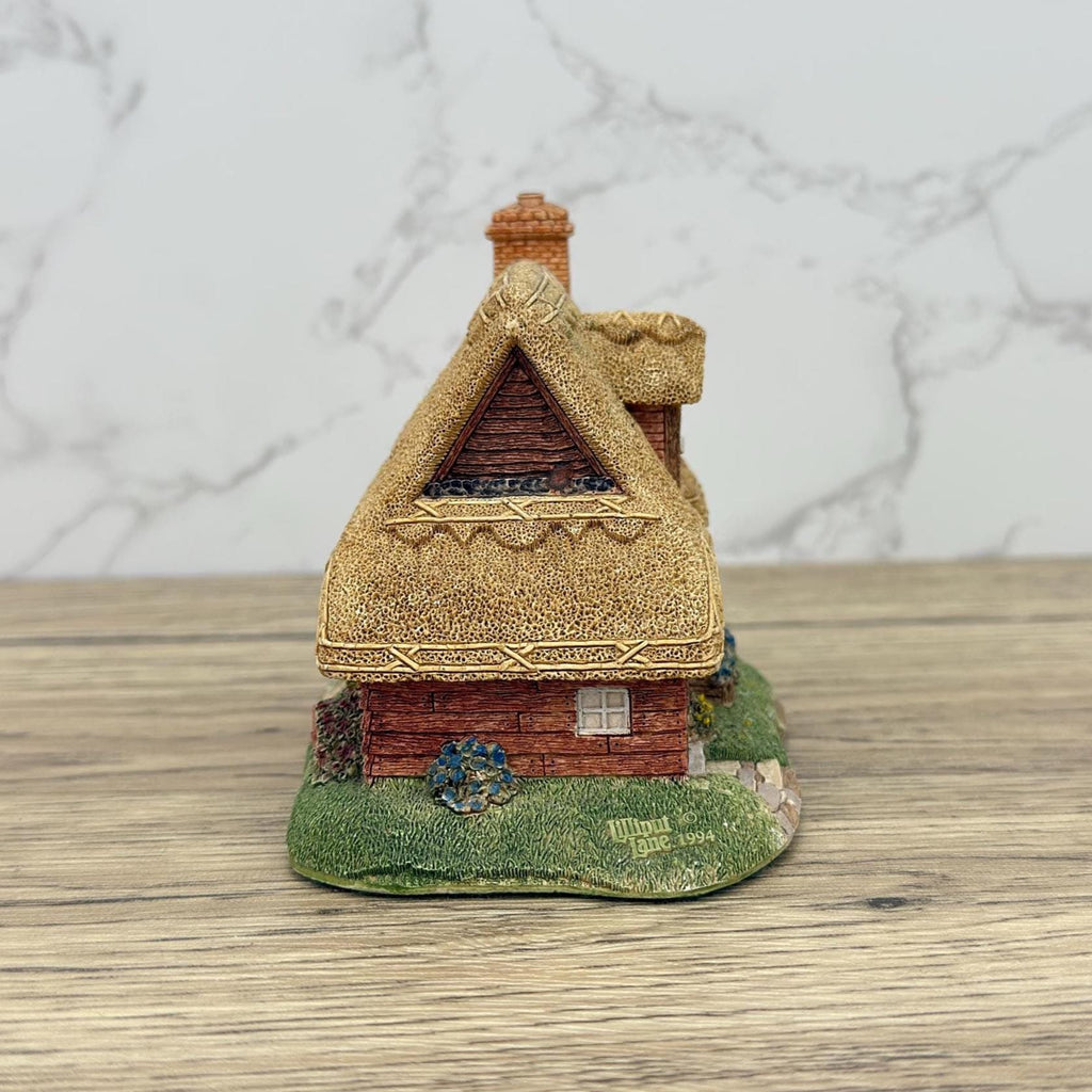 Vintage Lilliput Lane Reading Cottage Figurine, Handmade English Decor