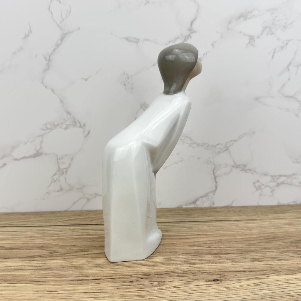Vintage Lladro Kissing Girl Figurine | Collectible Porcelain Art