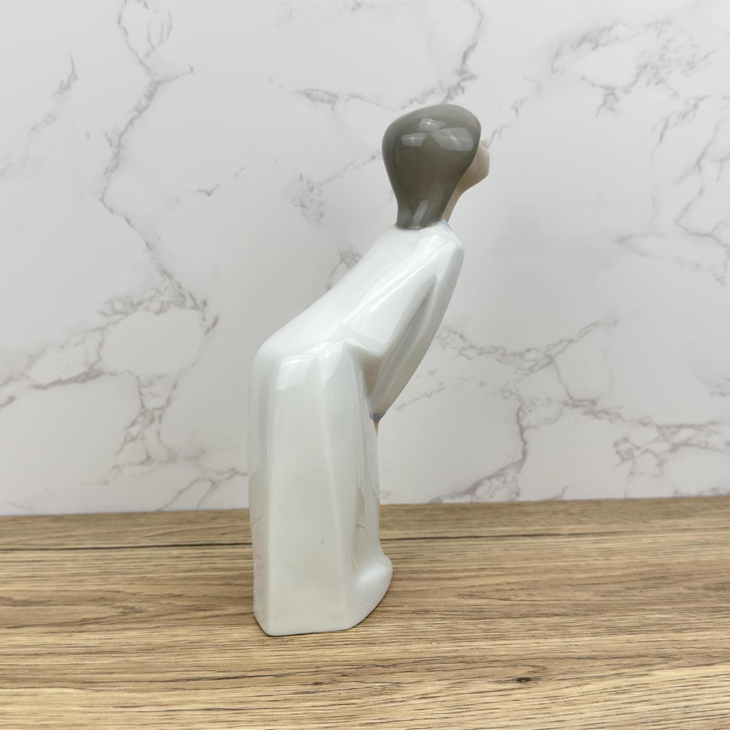 Vintage Lladro Kissing Girl Figurine | Collectible Porcelain Art