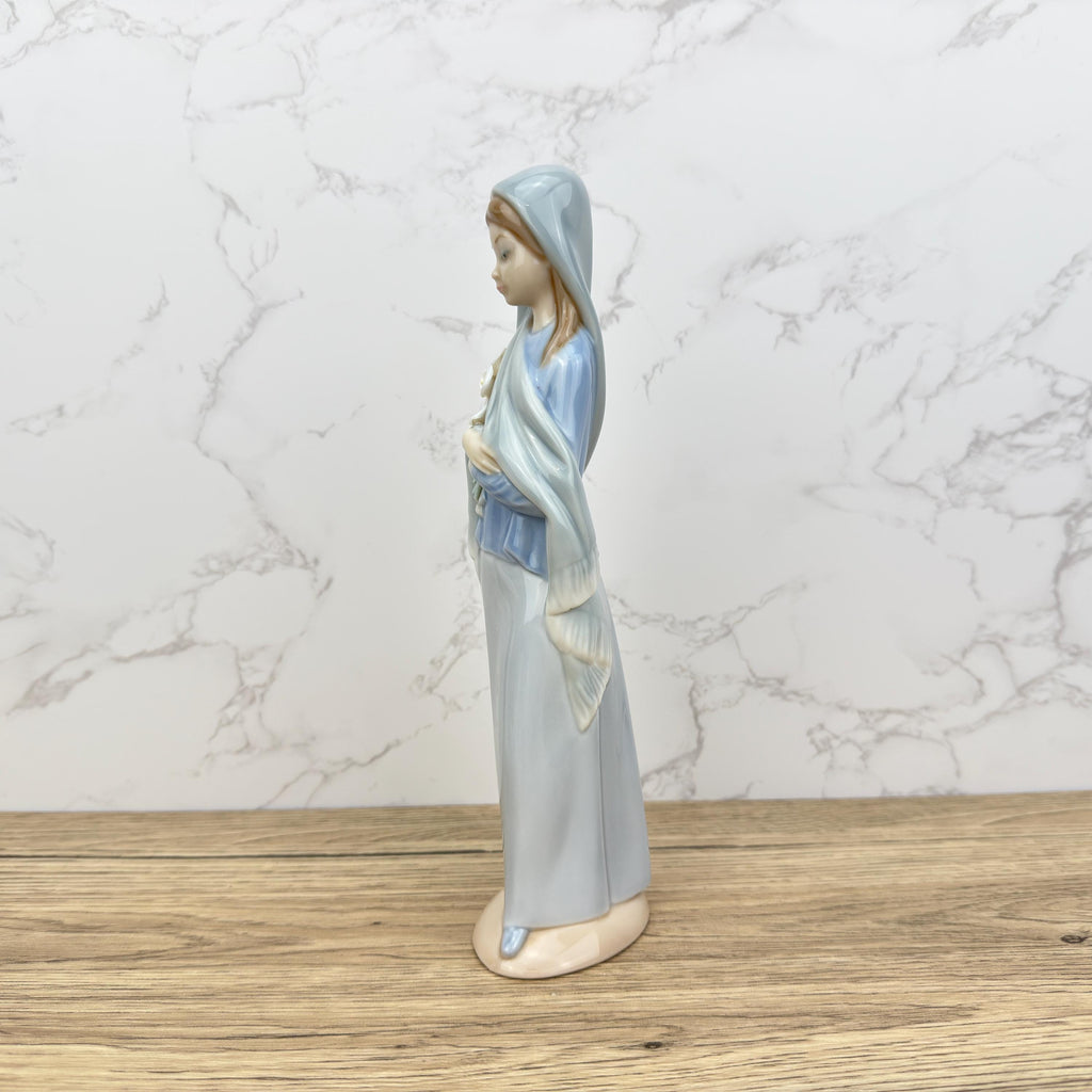 Vintage Lladro Girl With Calla Lilies Porcelain Figurine #4650