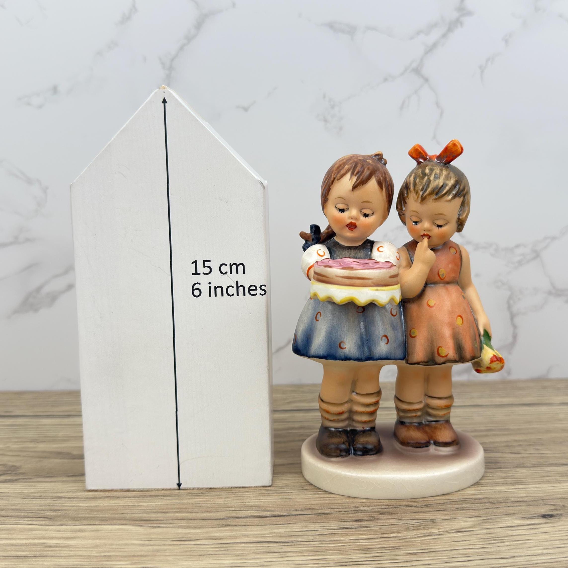 Vintage Goebel Hummel Figurine, Happy Birthday #176/0, TMK3, 5 inch