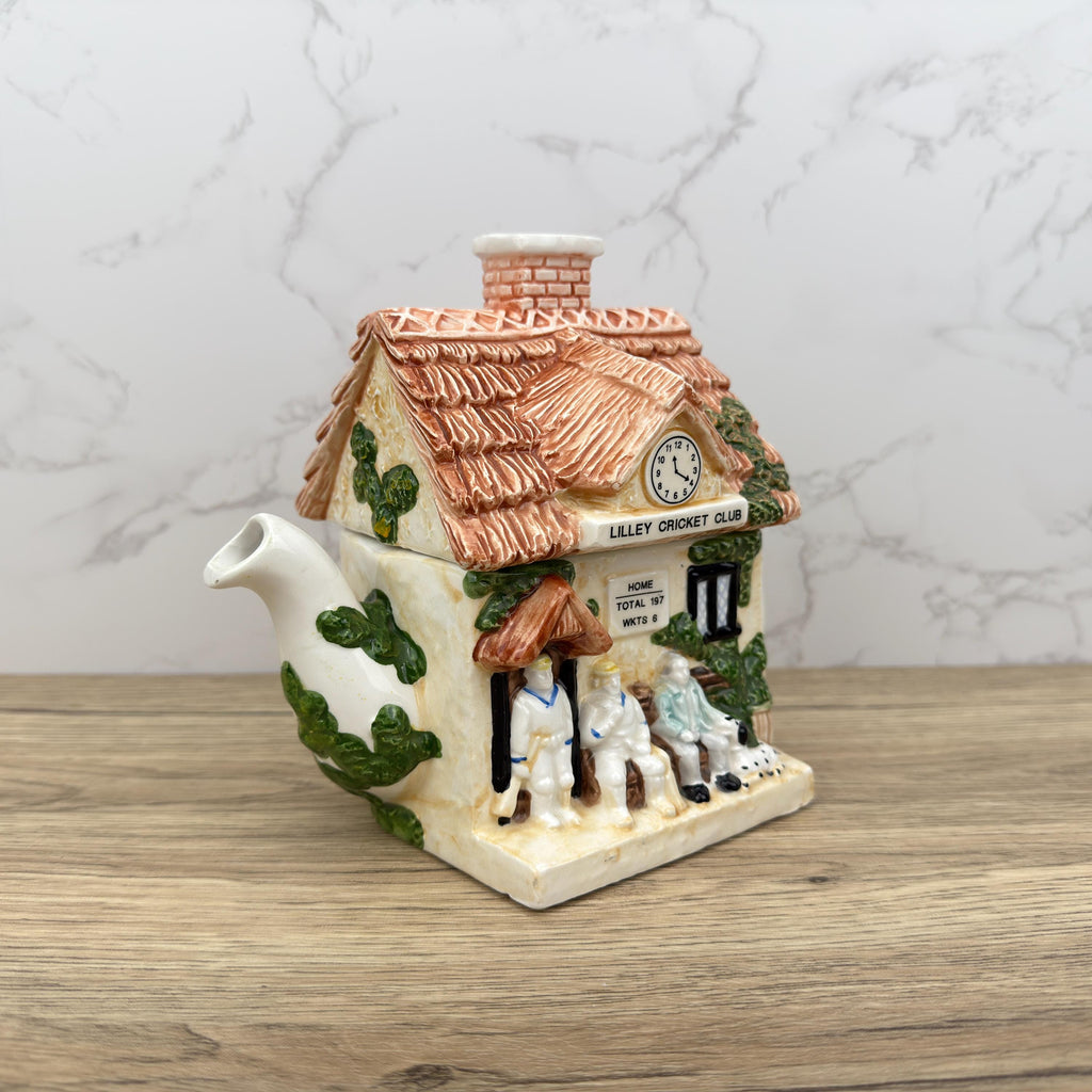 The Leonardo Collection LILLEY CRICKET CLUB Teapot, Porcelain Kitchen Decor Vintage Decorative Collectible Teapot, Country Houses Collectors