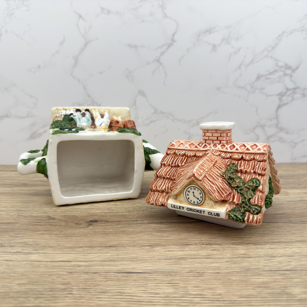 The Leonardo Collection LILLEY CRICKET CLUB Teapot, Porcelain Kitchen Decor Vintage Decorative Collectible Teapot, Country Houses Collectors