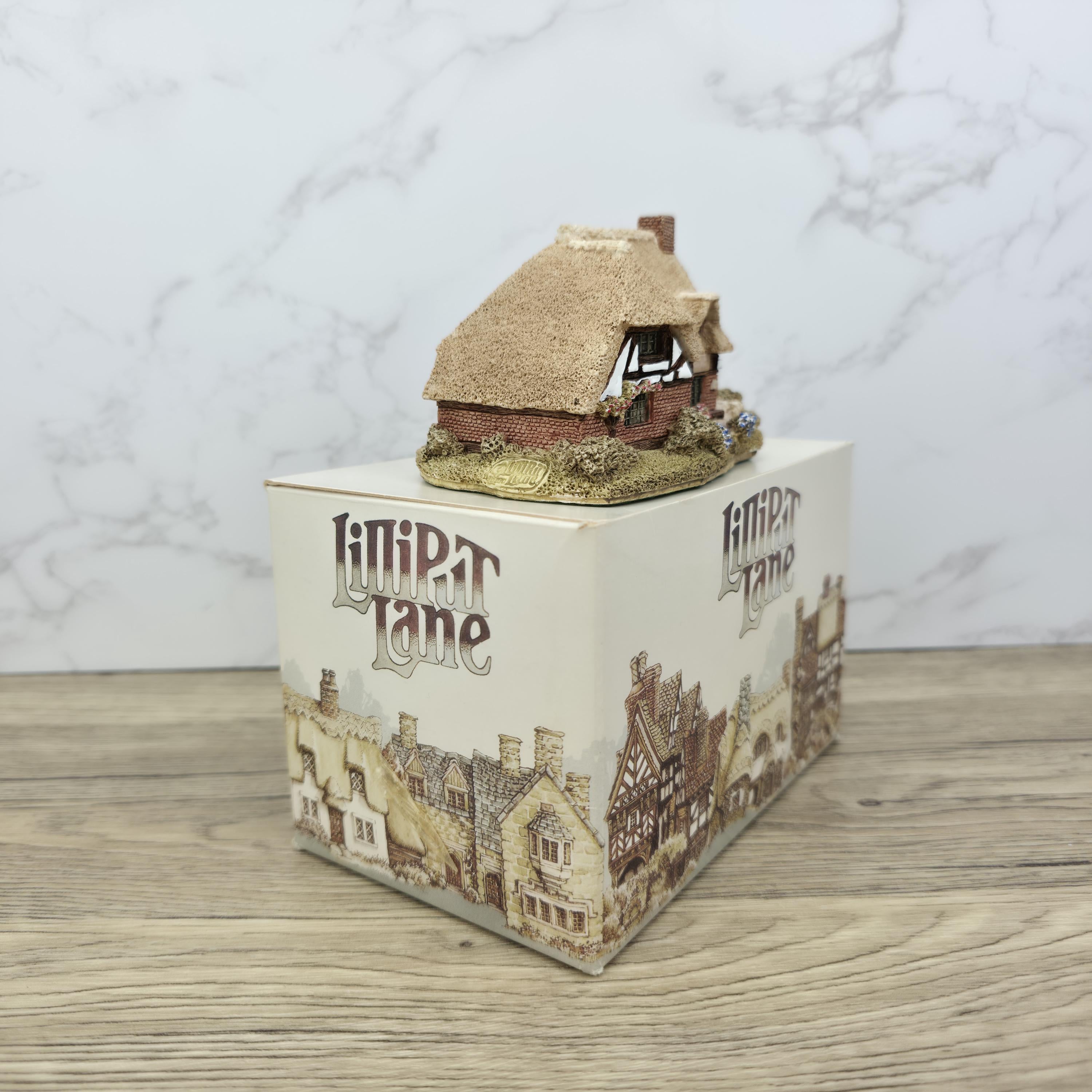 Lilliput Lane "The Rising Sun" Miniature Resin Cottage | Collectible British Village Display