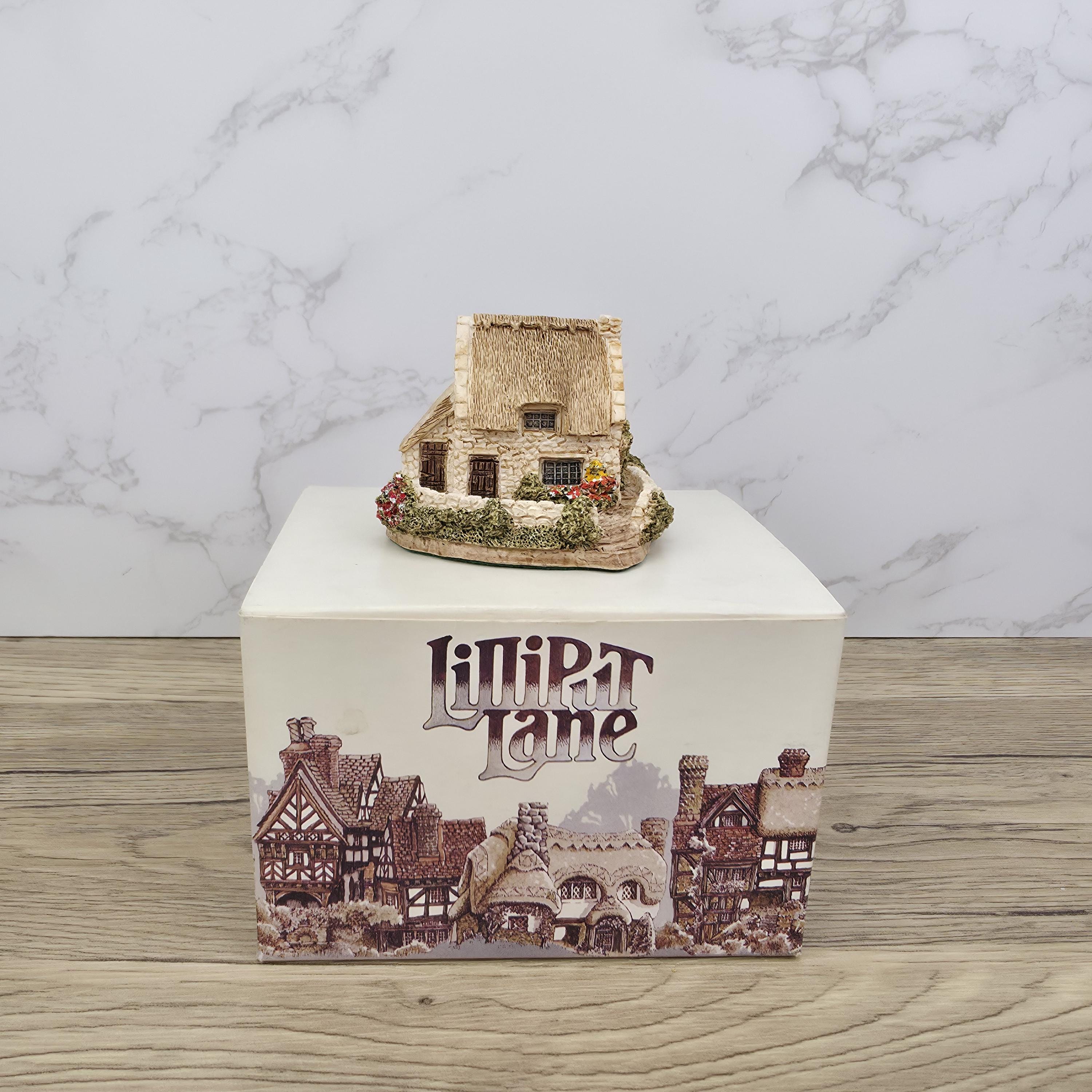 Lilliput Lane "Tanners Cottage" Miniature Resin Village, Collectible English Home Decor