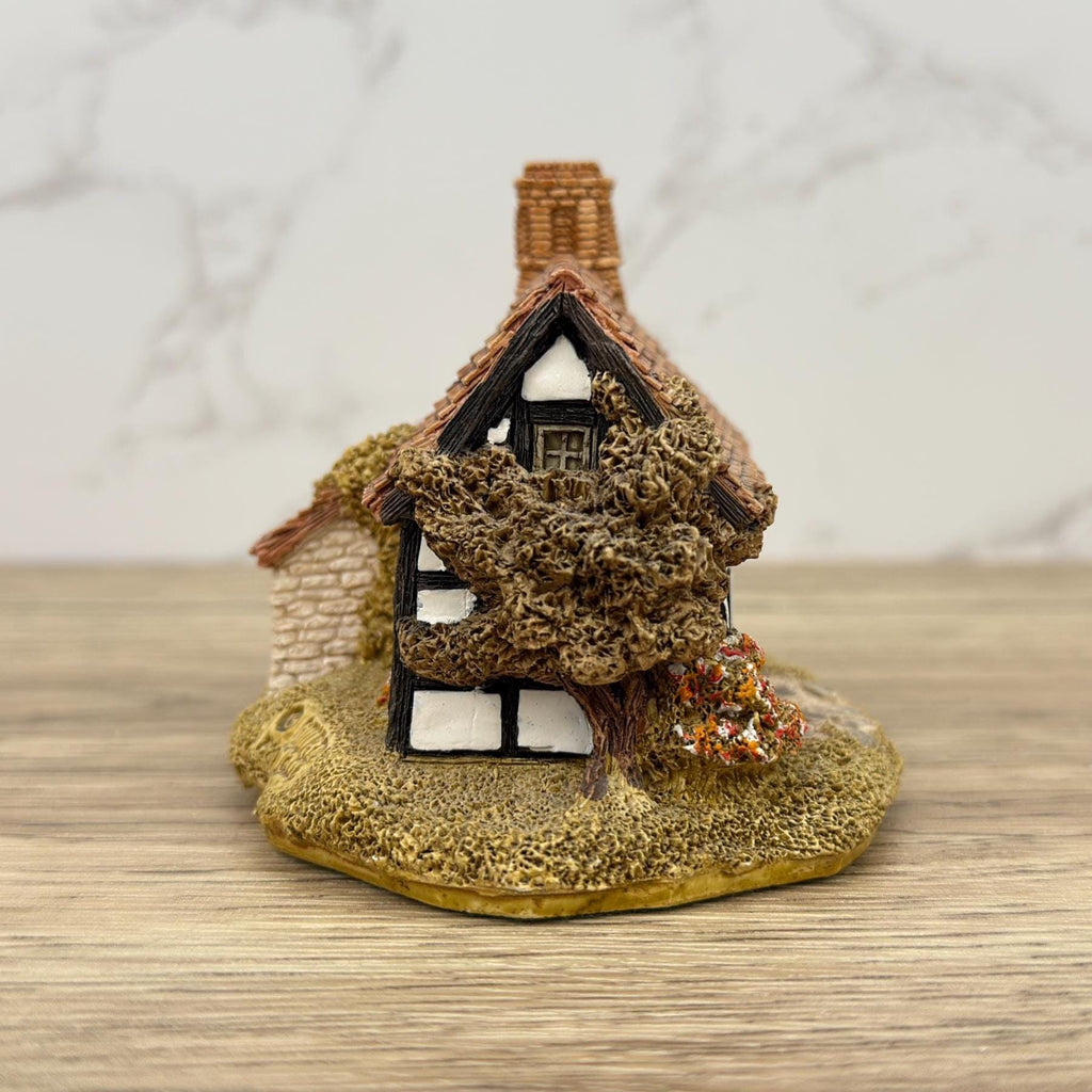 Vintage Lilliput Lane Cottage Ornament, Five Ways, Cumbria Handmade Miniature with Box