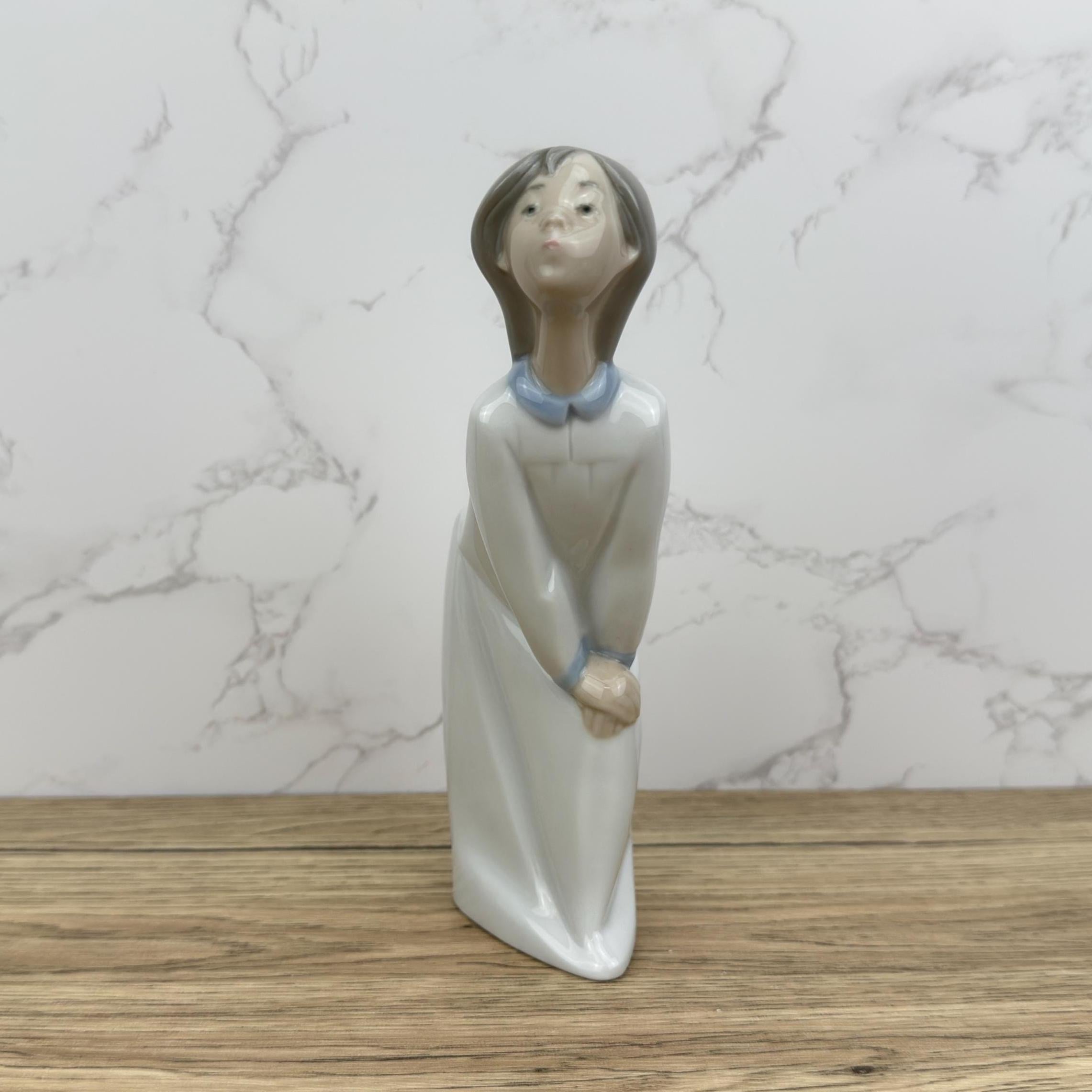 Vintage Lladro Kissing Girl Figurine | Collectible Porcelain Art