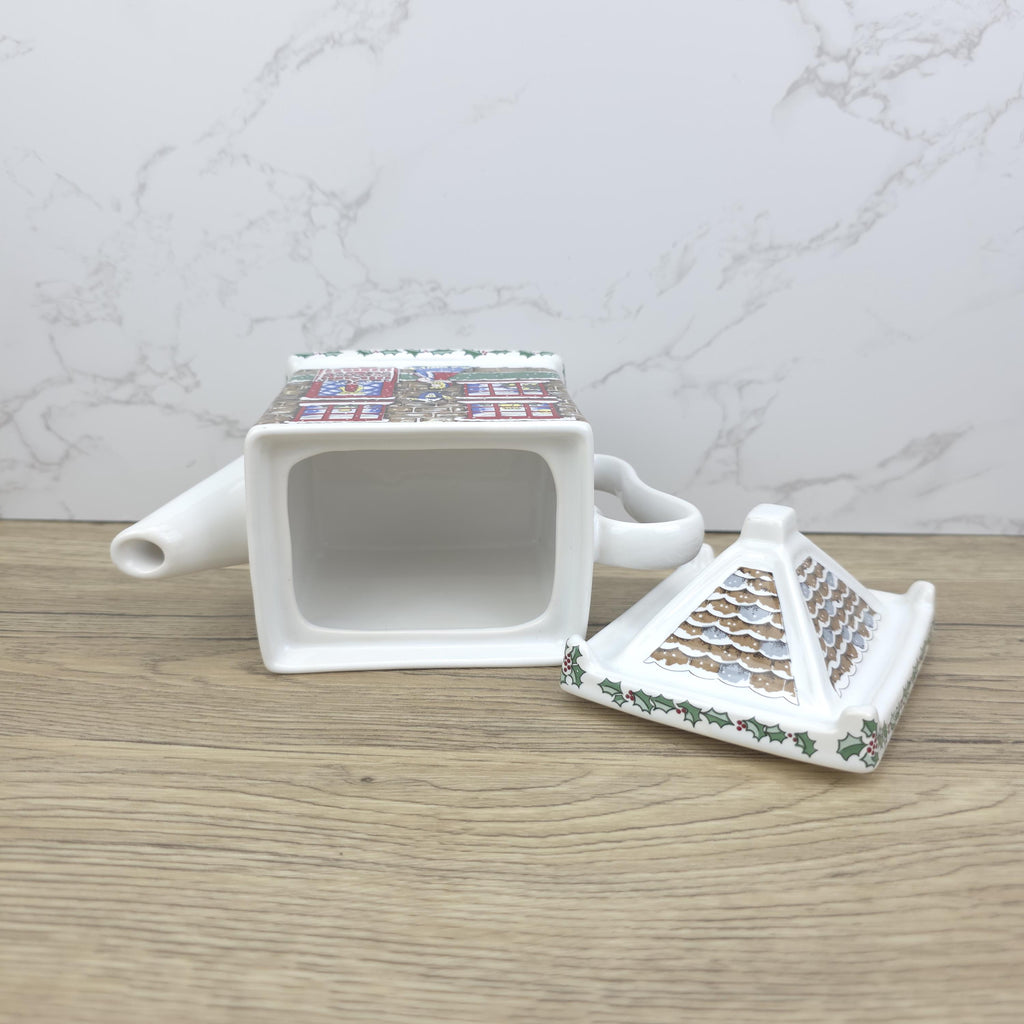 Wade Christmas House Teapot | Vintage Ceramic Cottage Kettle, England