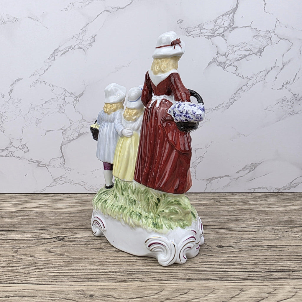 Vintage Yardley English Lavender Figurine, Mother and Children, Porcelain Statue