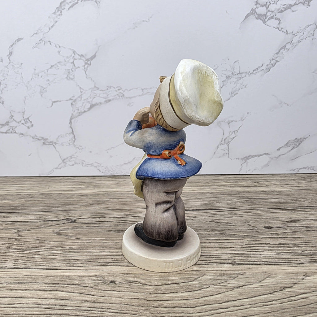 Porcelain Hummel Figurine Baker #128 TMK-3 West Germany Mid-Century Collectible Boy