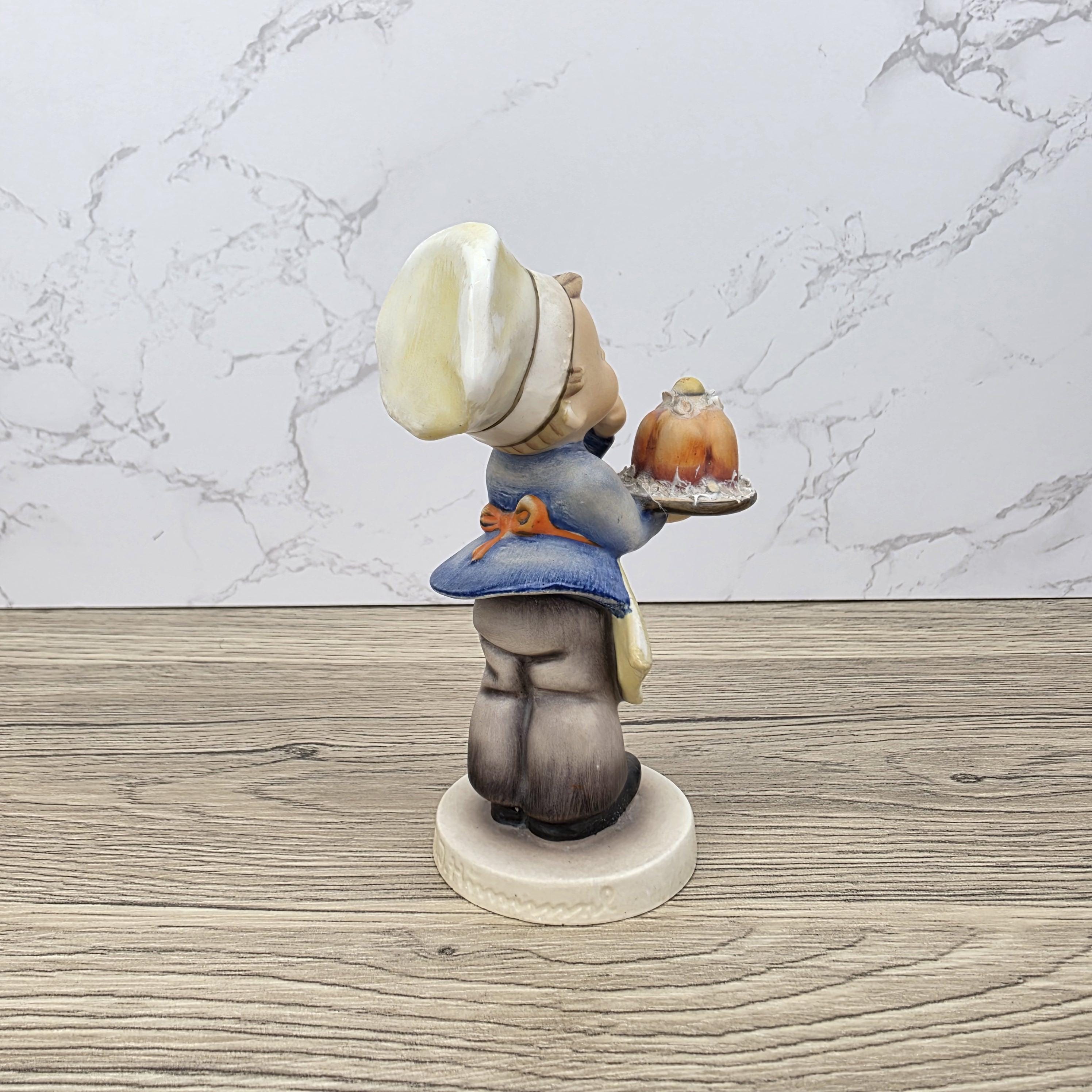 Porcelain Hummel Figurine Baker #128 TMK-3 West Germany Mid-Century Collectible Boy