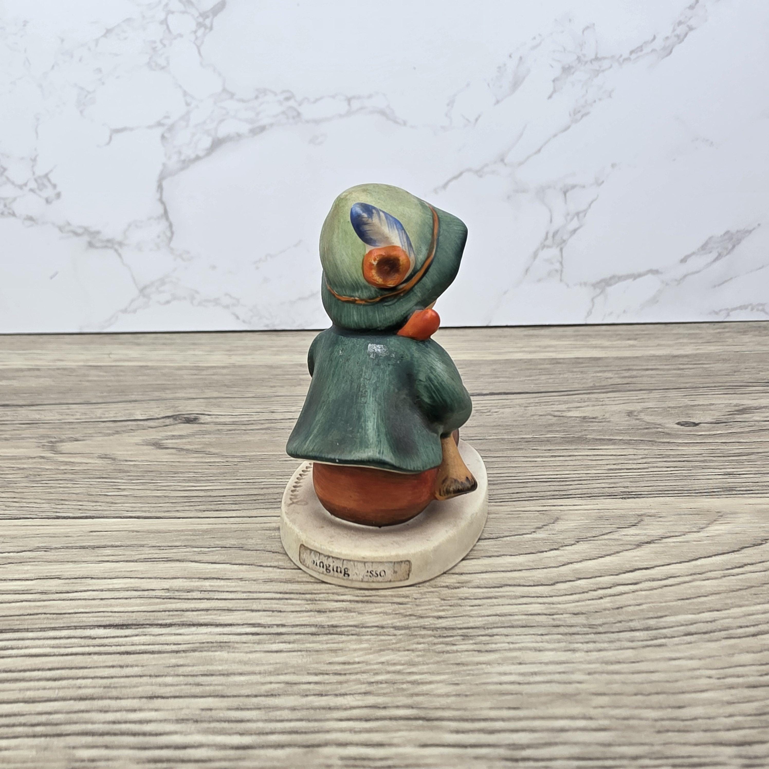 Hummel Figurine Merry Wanderer #11 TMK-5 Goebel West Germany Vintage Collectible 1972–1979