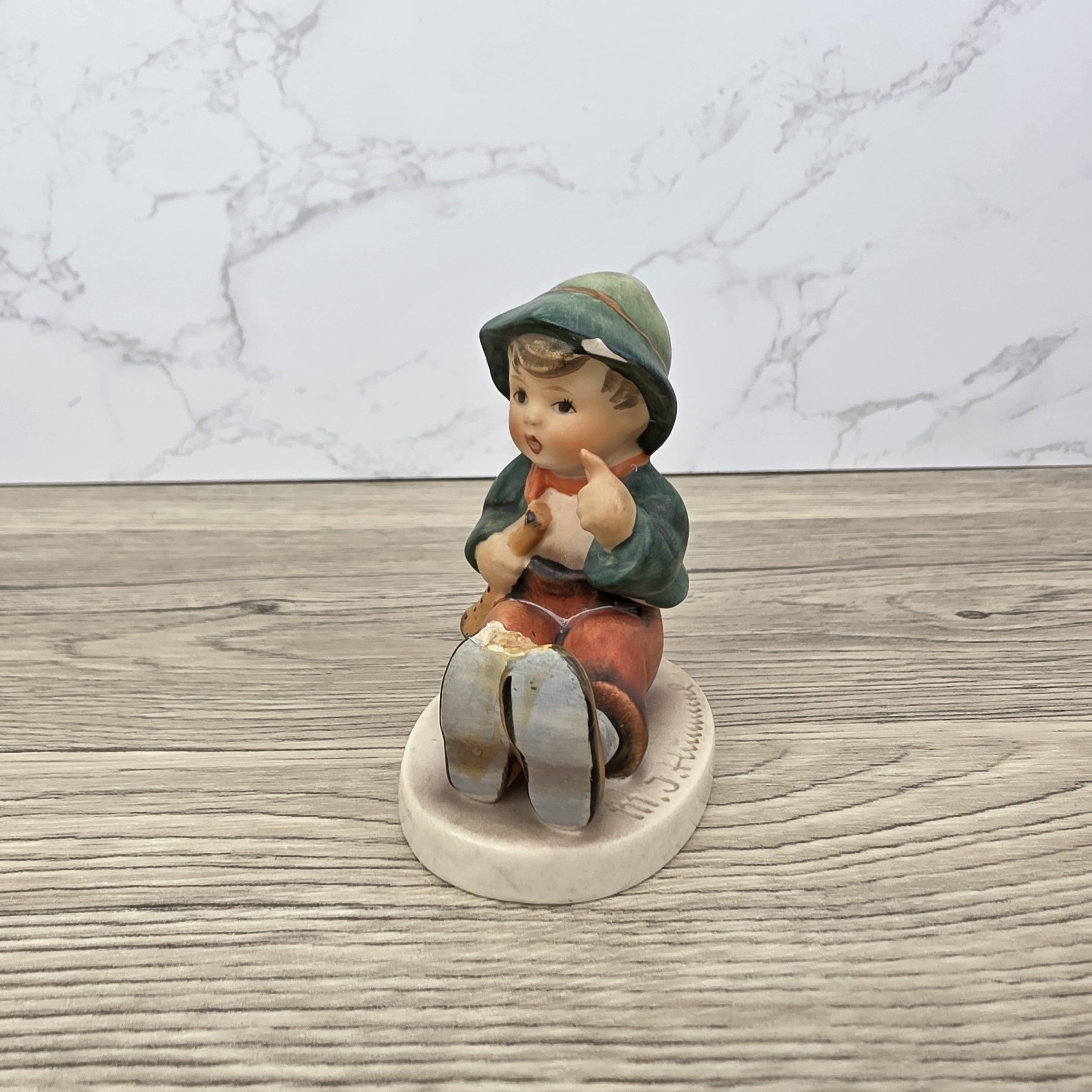 Hummel Figurine Merry Wanderer #11 TMK-5 Goebel West Germany Vintage Collectible 1972–1979