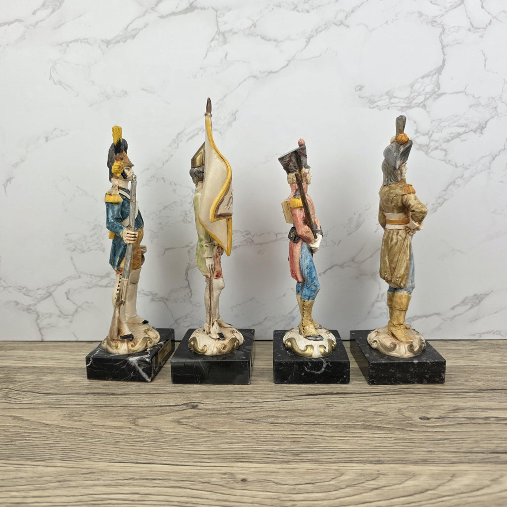 Vintage Italian Soldier Figurine – Hand Painted Carrara Marble Base Military Statue 20cm – Collectible Decoration