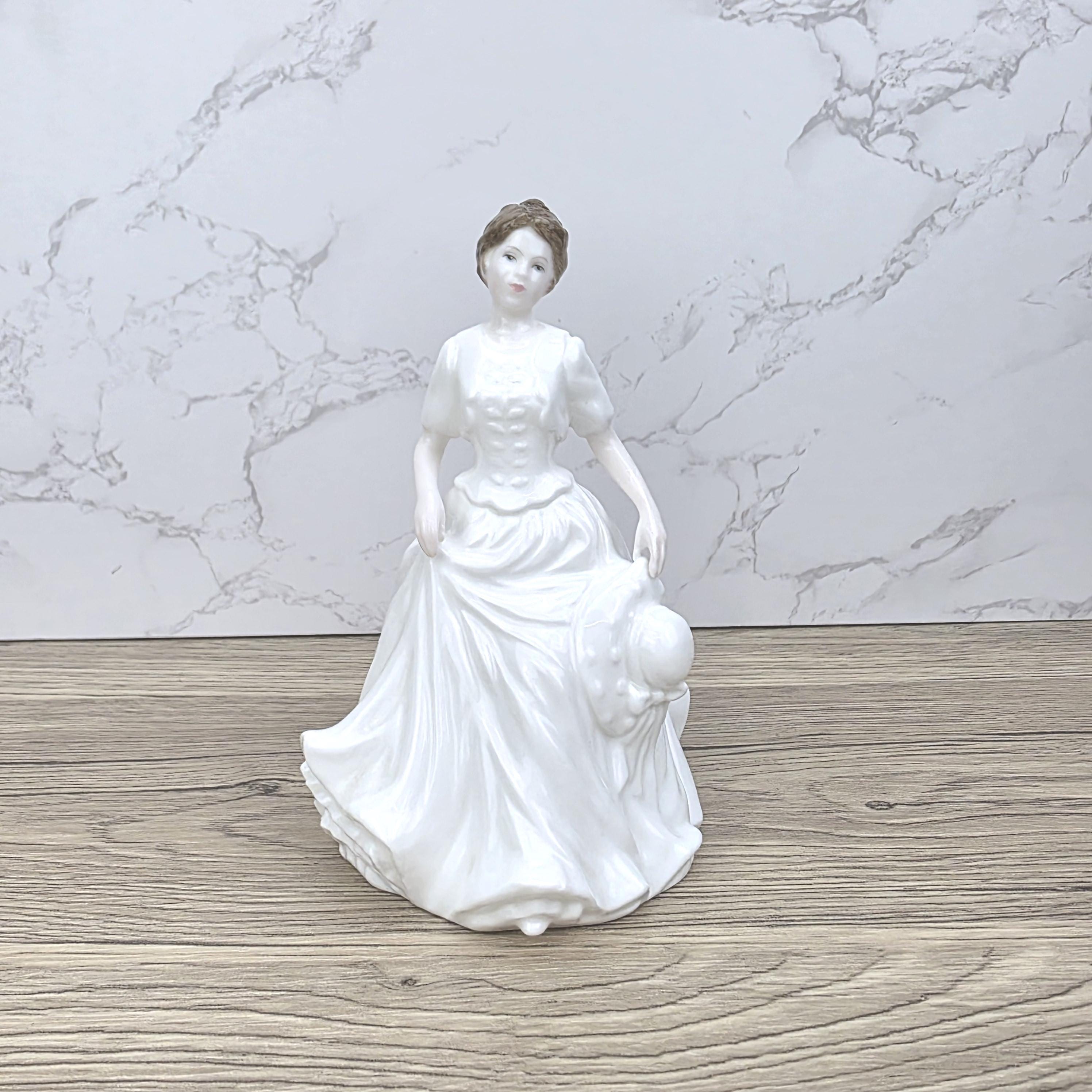 Royal Doulton Harmony Figurine HN4096, Fine Bone China, 1997