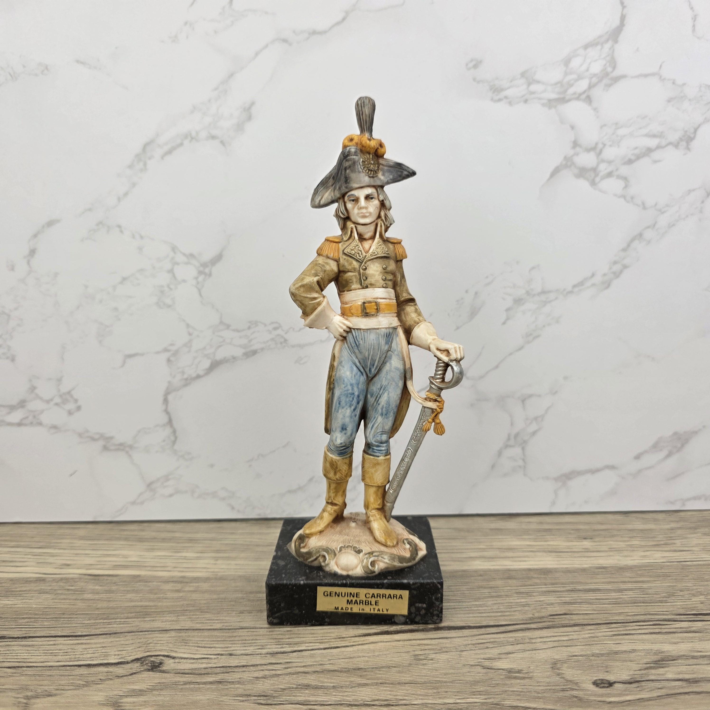 Vintage Italian Soldier Figurine – Hand Painted Carrara Marble Base Military Statue 20cm – Collectible Decoration