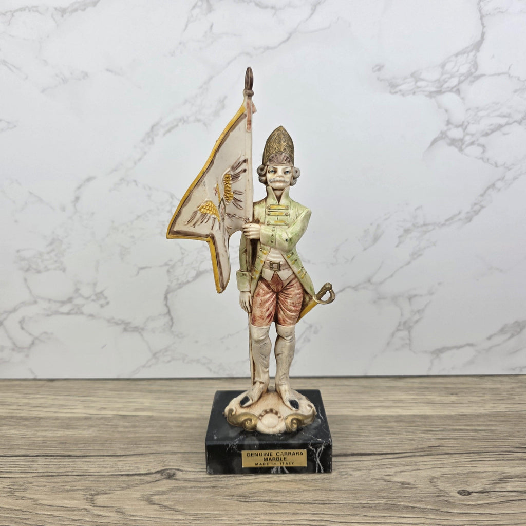 Vintage Italian Soldier Figurine – Hand Painted Carrara Marble Base Military Statue 20cm – Collectible Decoration