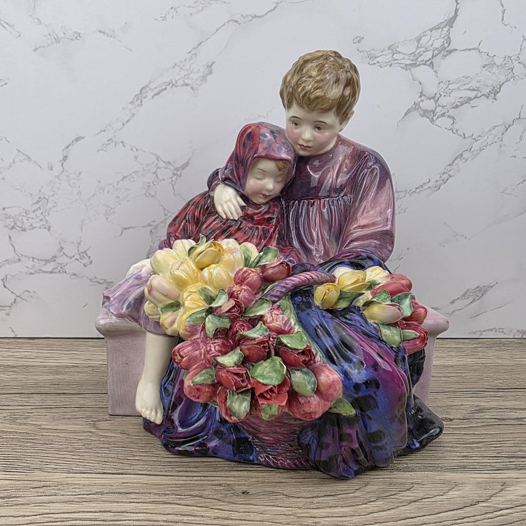 Vintage Royal Doulton Figurine, Flower Seller’s Children HN1342