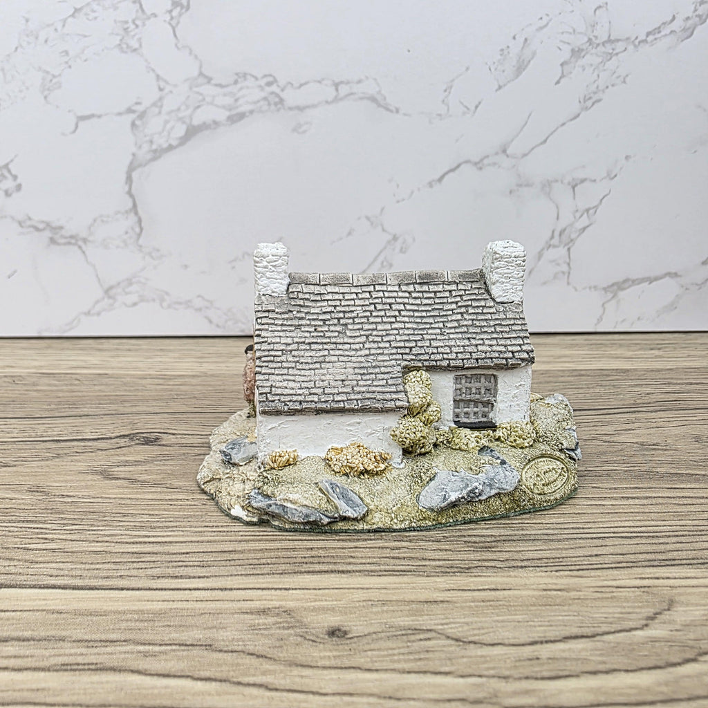 Vintage Lilliput Lane “First and Last House” – Handmade English Cottage Miniature, Land’s End Collectible