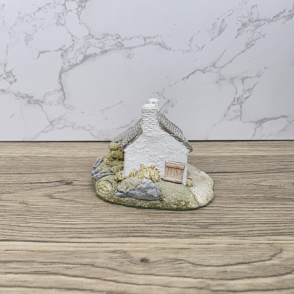 Vintage Lilliput Lane “First and Last House” – Handmade English Cottage Miniature, Land’s End Collectible
