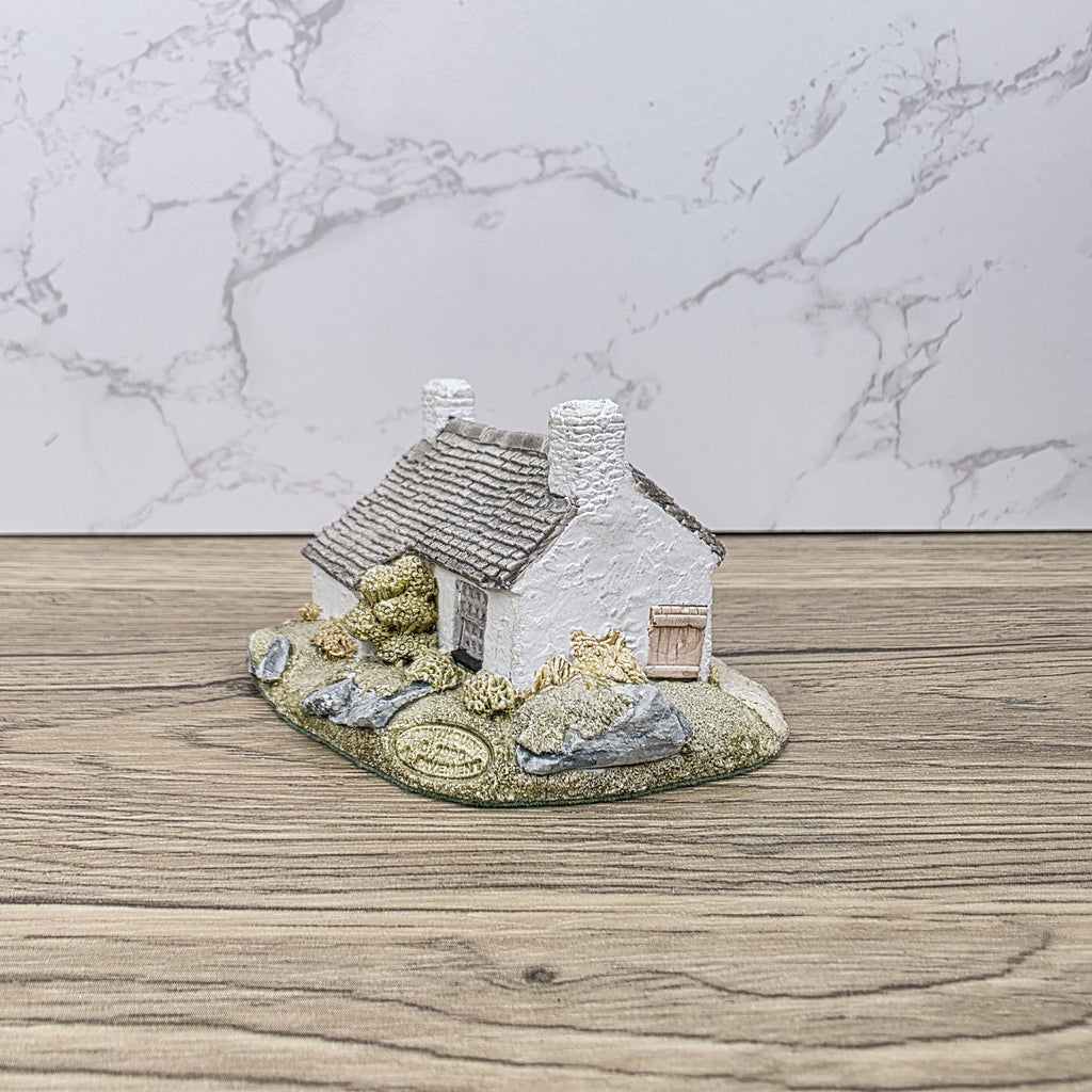 Vintage Lilliput Lane “First and Last House” – Handmade English Cottage Miniature, Land’s End Collectible