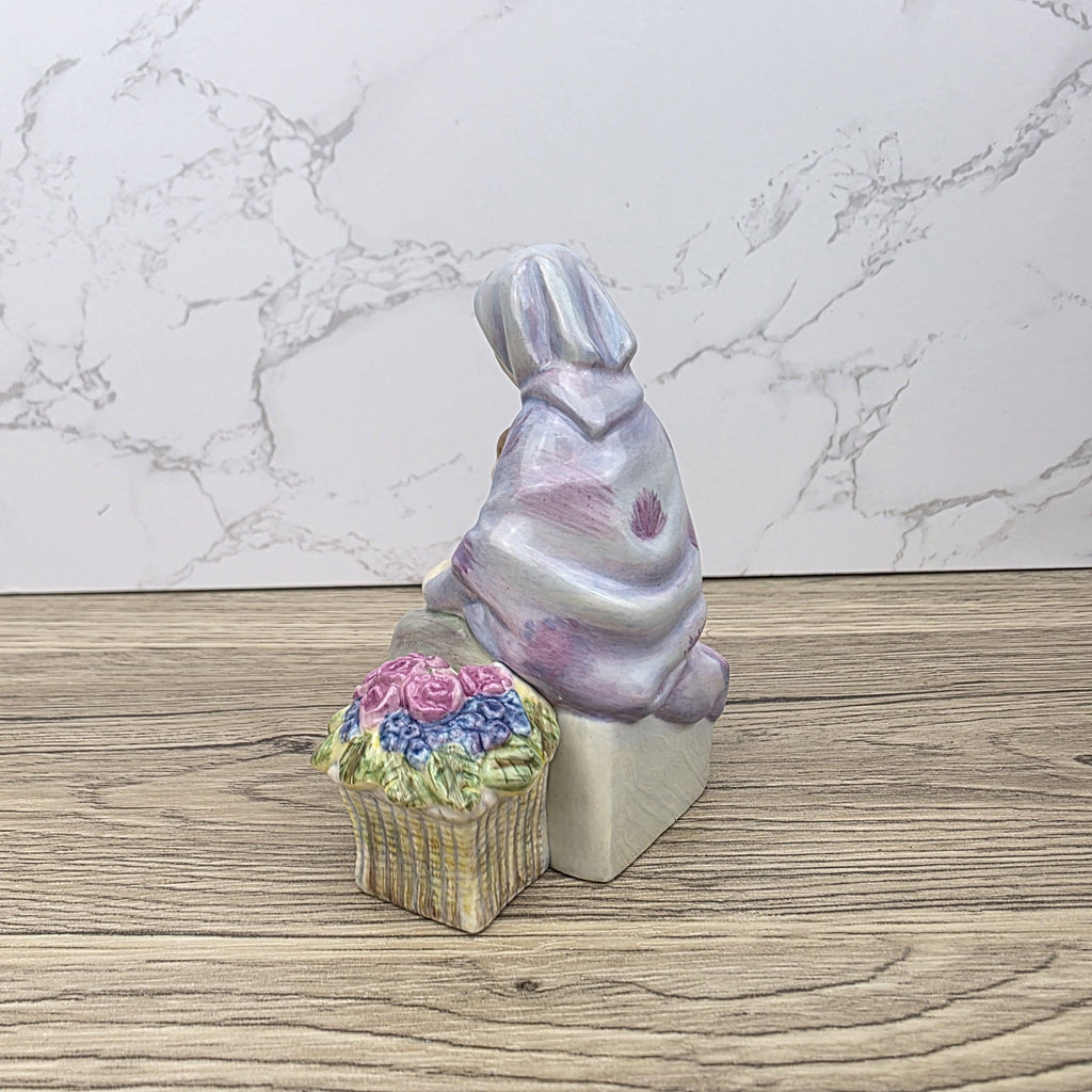Royal Doulton Granny’s Heritage Figurine HN5885 | Miniature Street Vendors 2005 | Bone China Collectible